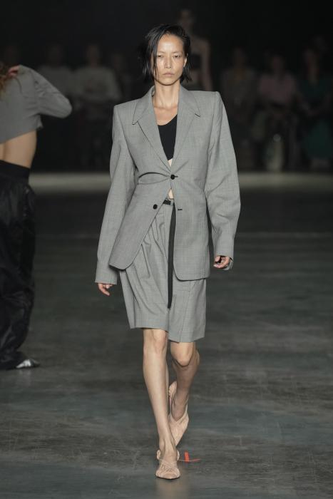 ALAINPAUL SPRING/SUMMER 2027: WHEN DOES THE BODY STOP OBEYING? Vanity Teen ALAINPAUL SPRING/SUMMER 2027: WHEN DOES THE BODY STOP OBEYING? ALAINPAUL SPRING/SUMMER 2027: WHEN DOES THE BODY STOP OBEYING? Vanity Teen