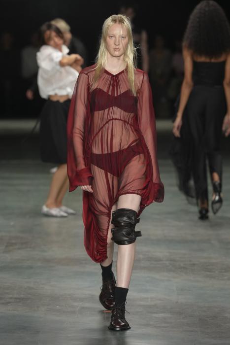 ALAINPAUL SPRING/SUMMER 2027: WHEN DOES THE BODY STOP OBEYING? Vanity Teen ALAINPAUL SPRING/SUMMER 2027: WHEN DOES THE BODY STOP OBEYING? ALAINPAUL SPRING/SUMMER 2027: WHEN DOES THE BODY STOP OBEYING? Vanity Teen