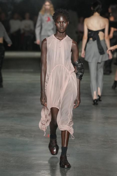 ALAINPAUL SPRING/SUMMER 2027: WHEN DOES THE BODY STOP OBEYING? Vanity Teen ALAINPAUL SPRING/SUMMER 2027: WHEN DOES THE BODY STOP OBEYING? ALAINPAUL SPRING/SUMMER 2027: WHEN DOES THE BODY STOP OBEYING? Vanity Teen