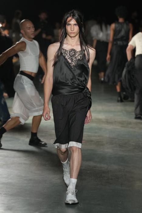 ALAINPAUL SPRING/SUMMER 2027: WHEN DOES THE BODY STOP OBEYING? Vanity Teen ALAINPAUL SPRING/SUMMER 2027: WHEN DOES THE BODY STOP OBEYING? ALAINPAUL SPRING/SUMMER 2027: WHEN DOES THE BODY STOP OBEYING? Vanity Teen
