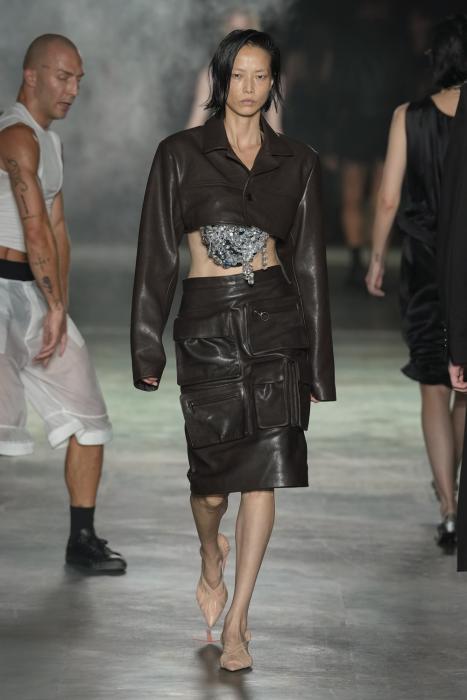 ALAINPAUL SPRING/SUMMER 2027: WHEN DOES THE BODY STOP OBEYING? Vanity Teen ALAINPAUL SPRING/SUMMER 2027: WHEN DOES THE BODY STOP OBEYING? ALAINPAUL SPRING/SUMMER 2027: WHEN DOES THE BODY STOP OBEYING? Vanity Teen