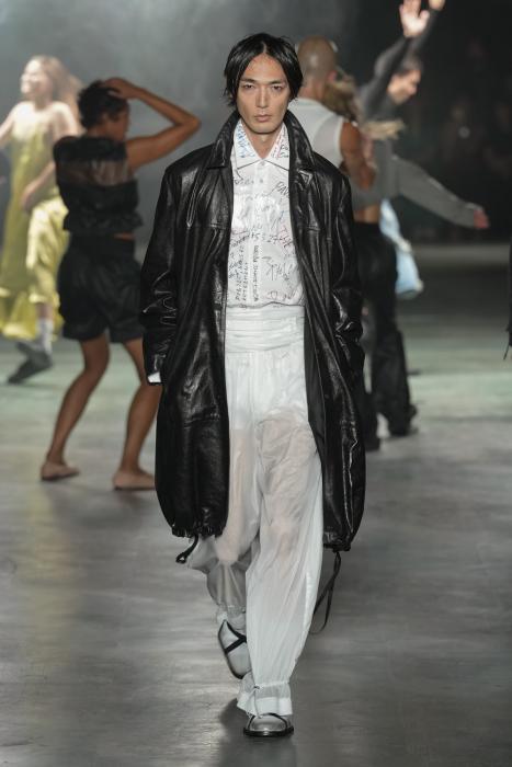 ALAINPAUL SPRING/SUMMER 2027: WHEN DOES THE BODY STOP OBEYING? Vanity Teen ALAINPAUL SPRING/SUMMER 2027: WHEN DOES THE BODY STOP OBEYING? ALAINPAUL SPRING/SUMMER 2027: WHEN DOES THE BODY STOP OBEYING? Vanity Teen