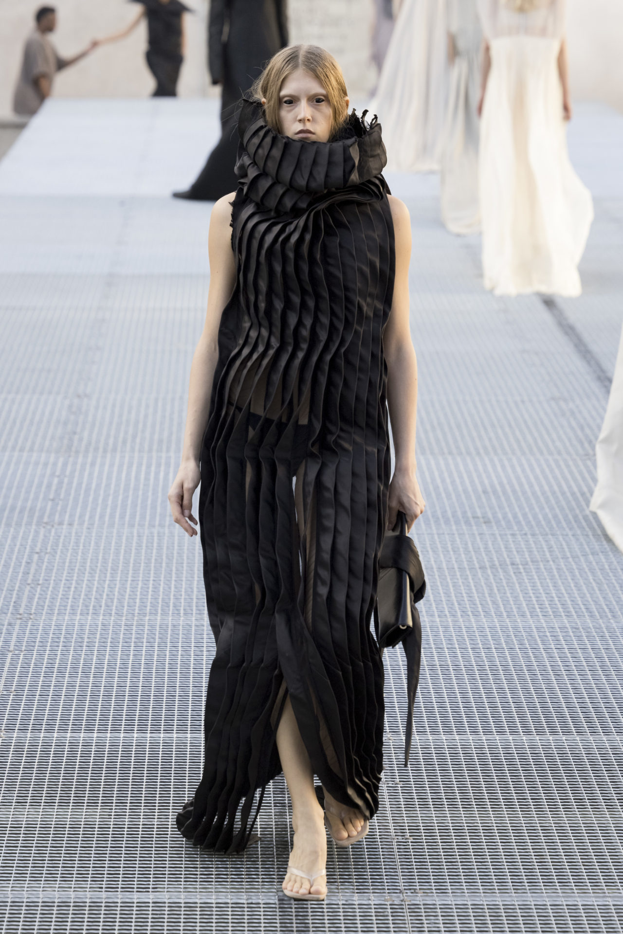 RICK OWENS SPRING/SUMMER 2027: WHO IS THE MUSE NOW? Vanity Teen Model on the runway at the Rick Owens fashion show in Paris, Spring Summer 2027 Ready To Wear Fashion Week, Runway Look #021
