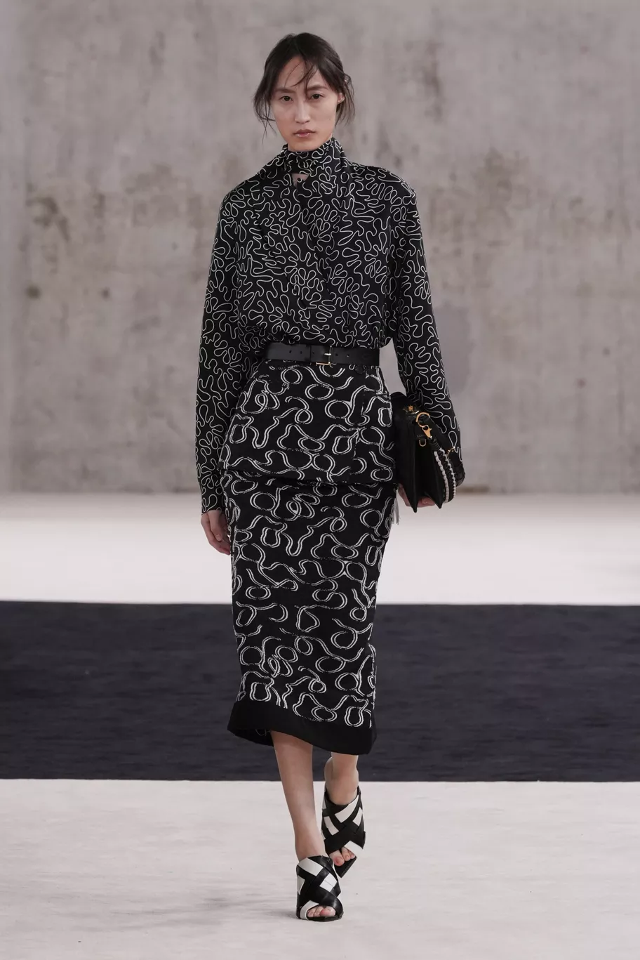LANVIN SS27 - WHO OWNS THE GHOST? Vanity Teen LANVIN SS27 - WHO OWNS THE GHOST? LANVIN SS27 - WHO OWNS THE GHOST? Vanity Teen