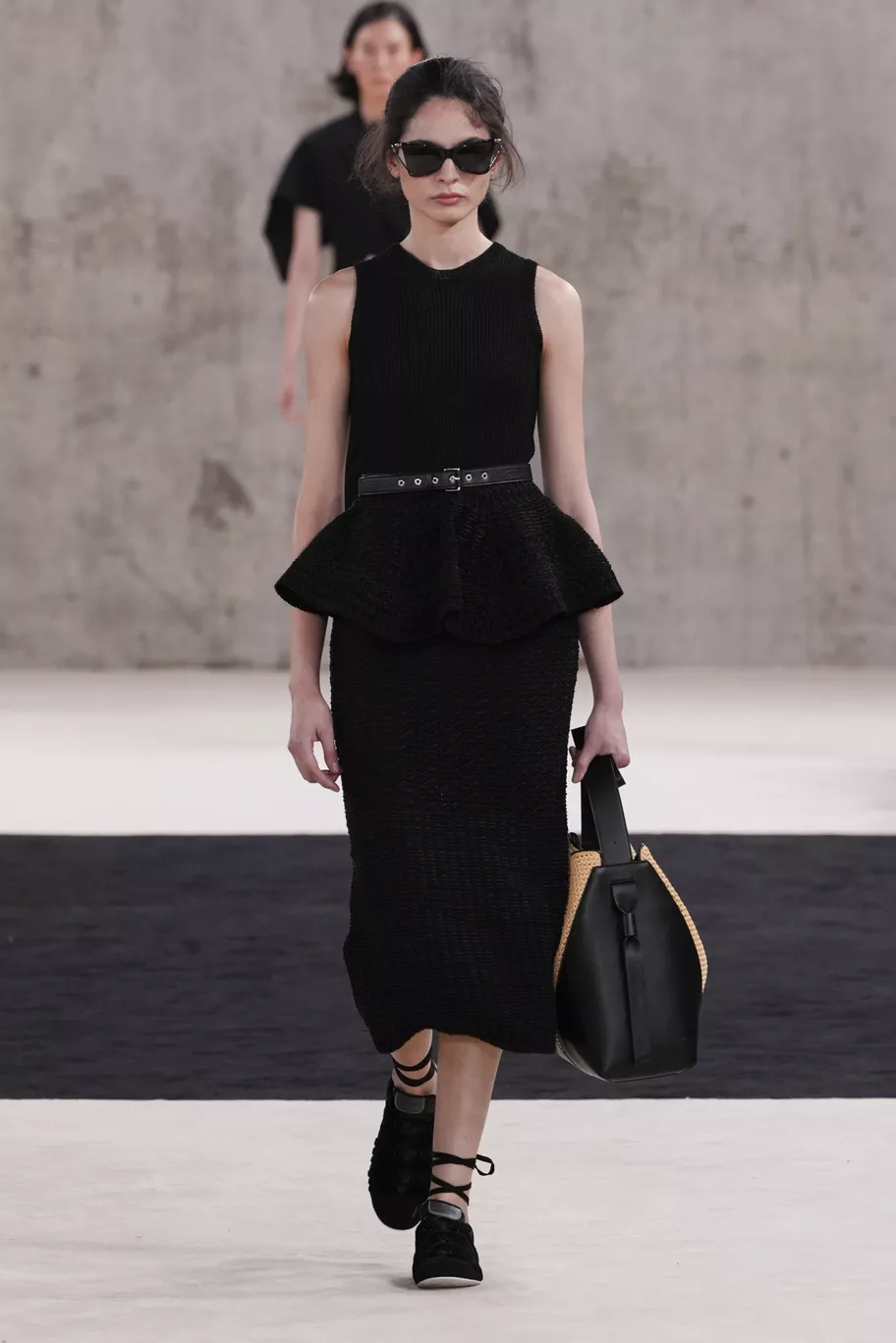 LANVIN SS27 - WHO OWNS THE GHOST? Vanity Teen LANVIN SS27 - WHO OWNS THE GHOST? LANVIN SS27 - WHO OWNS THE GHOST? Vanity Teen