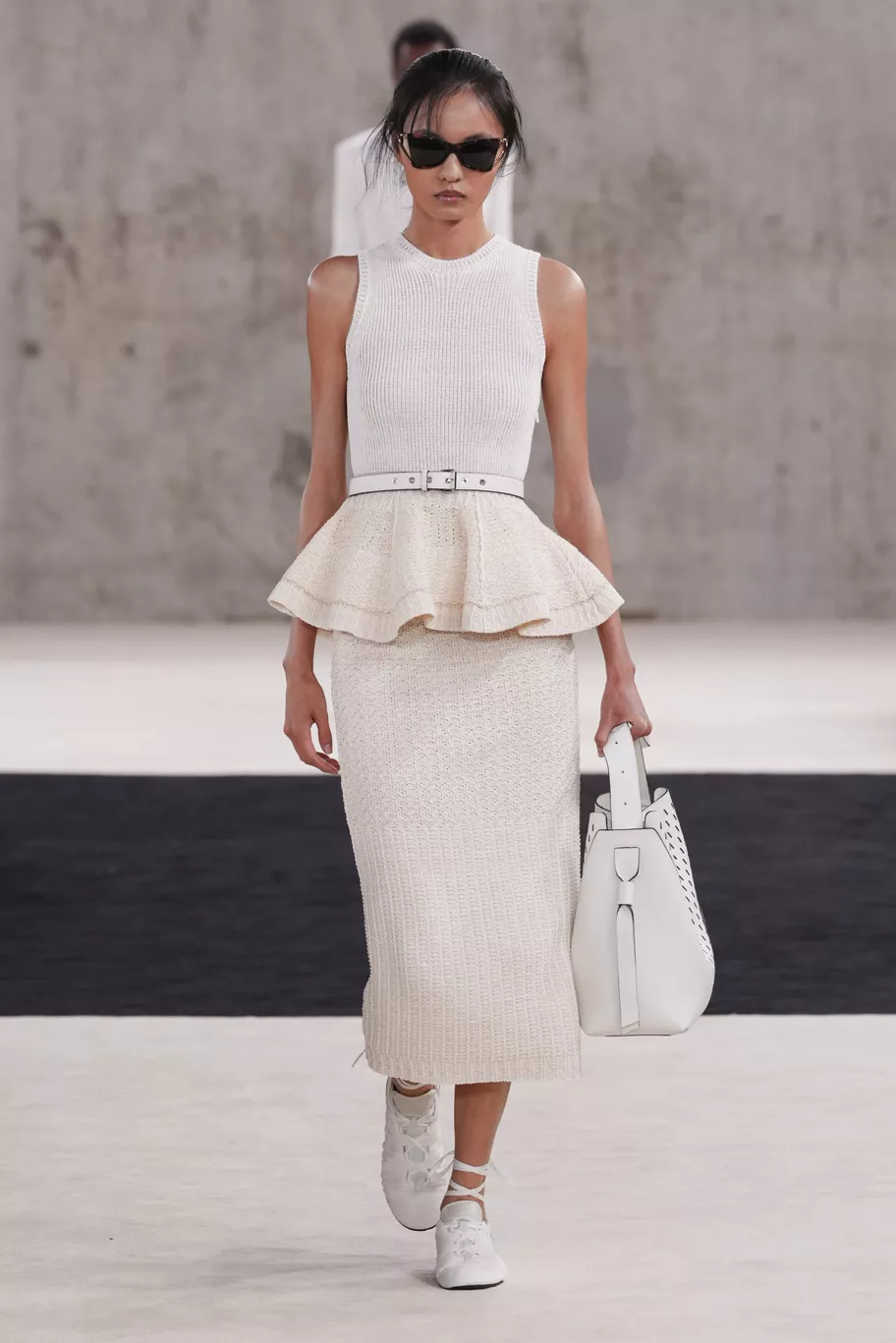 LANVIN SS27 - WHO OWNS THE GHOST? Vanity Teen LANVIN SS27 - WHO OWNS THE GHOST? LANVIN SS27 - WHO OWNS THE GHOST? Vanity Teen