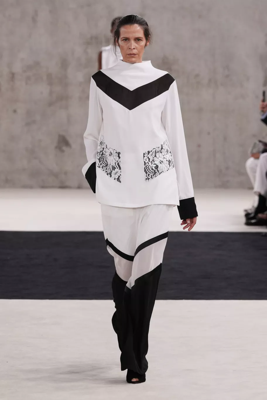 LANVIN SS27 - WHO OWNS THE GHOST? Vanity Teen LANVIN SS27 - WHO OWNS THE GHOST? LANVIN SS27 - WHO OWNS THE GHOST? Vanity Teen