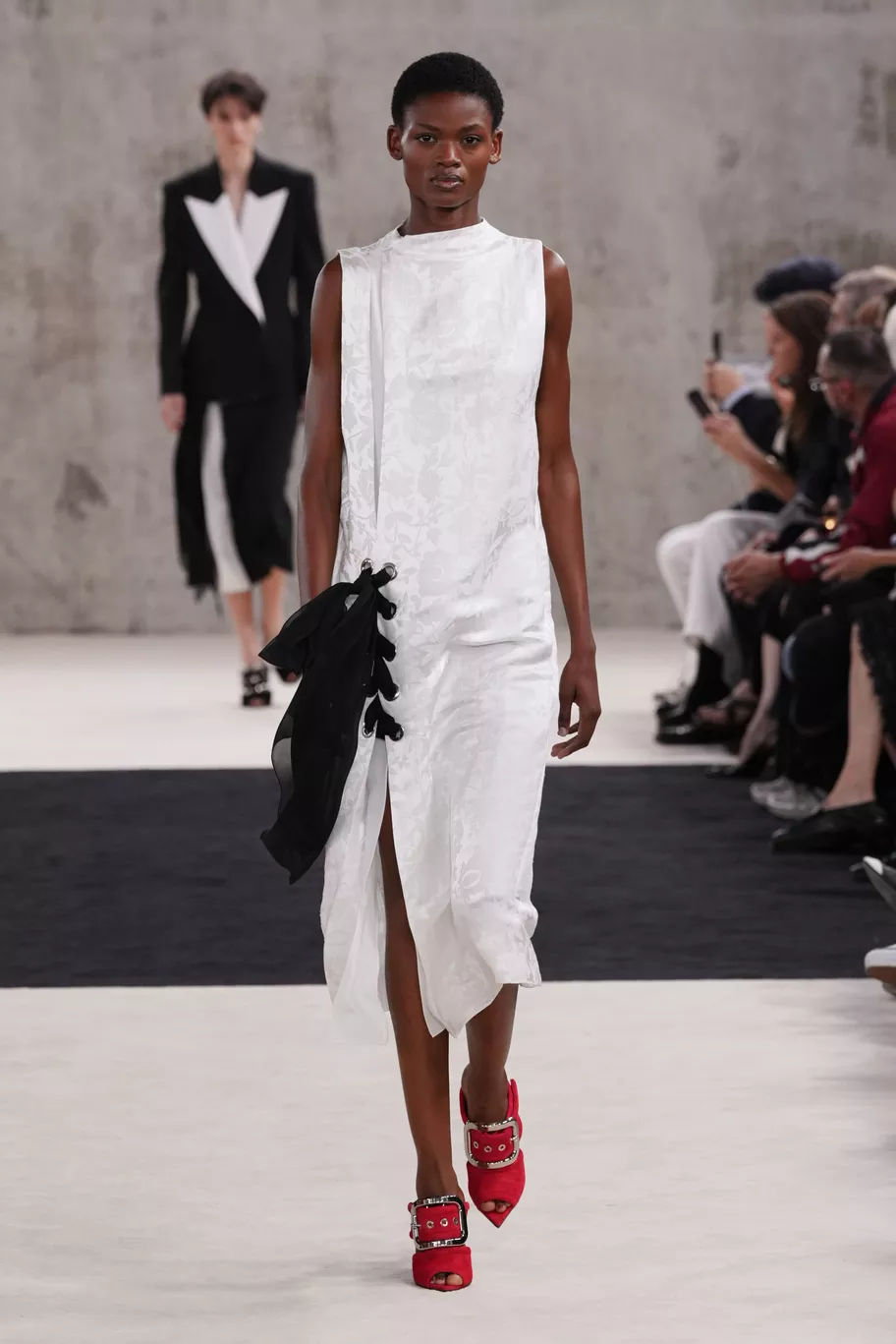 LANVIN SS27 - WHO OWNS THE GHOST? Vanity Teen LANVIN SS27 - WHO OWNS THE GHOST? LANVIN SS27 - WHO OWNS THE GHOST? Vanity Teen