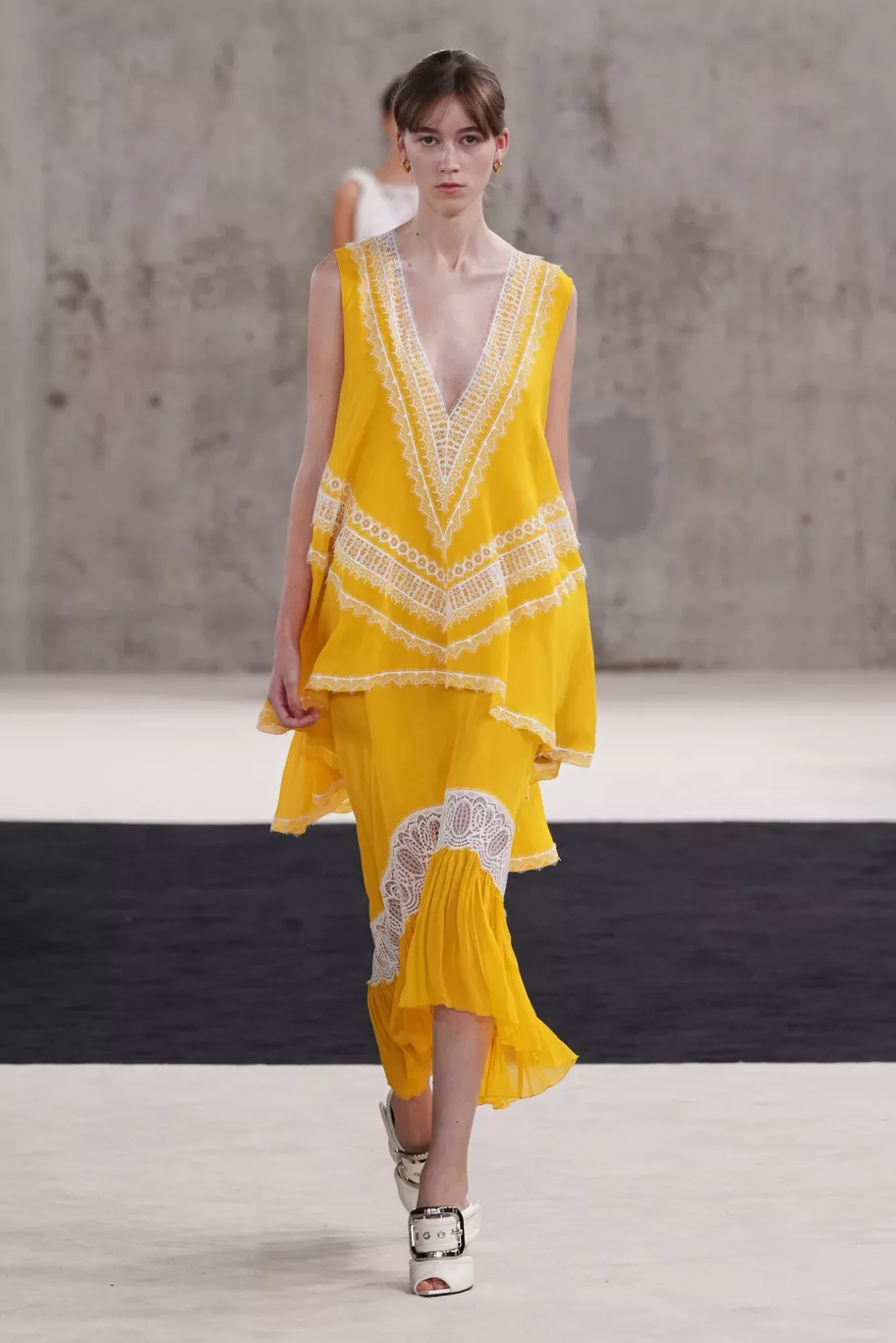 LANVIN SS27 - WHO OWNS THE GHOST? Vanity Teen LANVIN SS27 - WHO OWNS THE GHOST? LANVIN SS27 - WHO OWNS THE GHOST? Vanity Teen