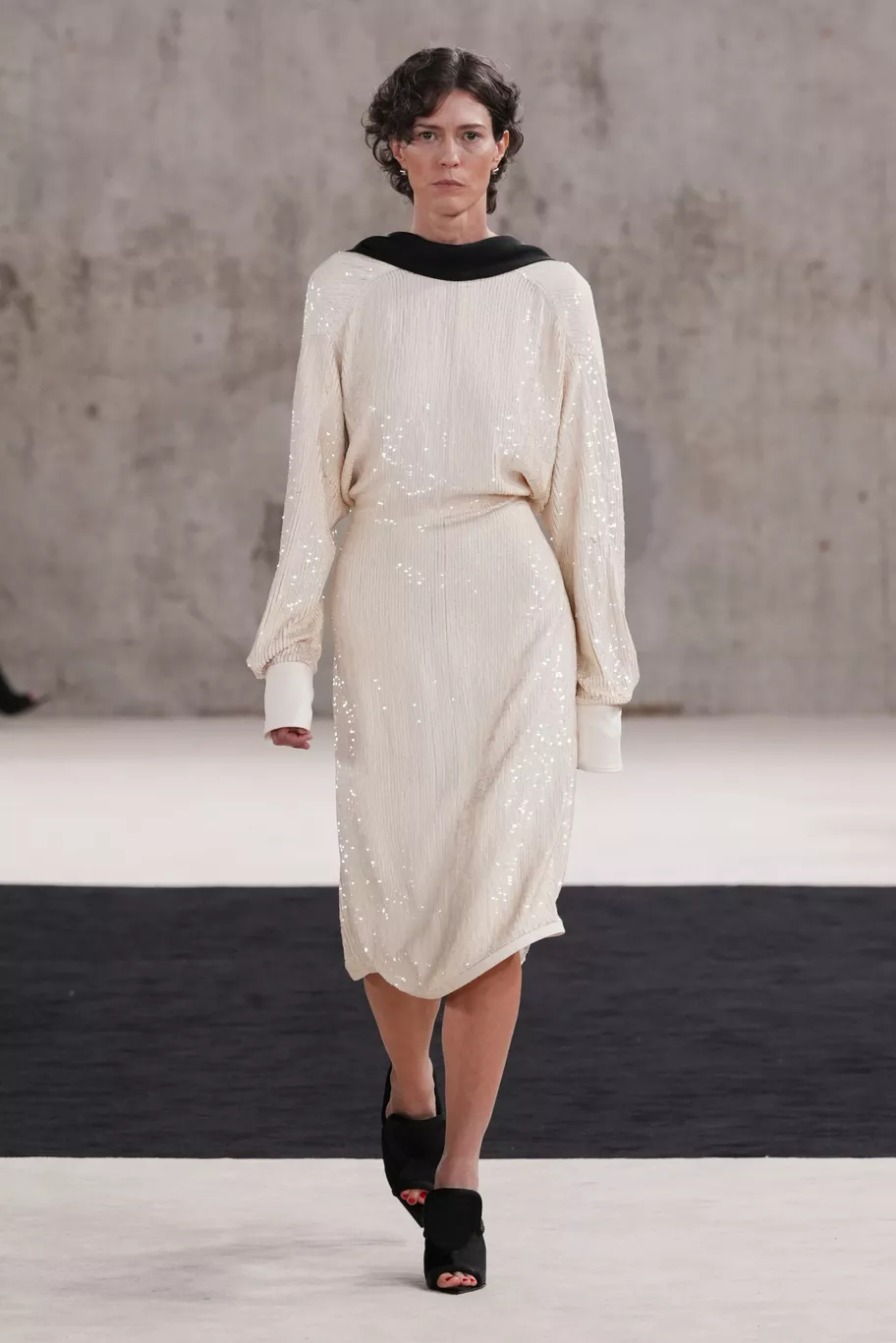 LANVIN SS27 - WHO OWNS THE GHOST? Vanity Teen LANVIN SS27 - WHO OWNS THE GHOST? LANVIN SS27 - WHO OWNS THE GHOST? Vanity Teen