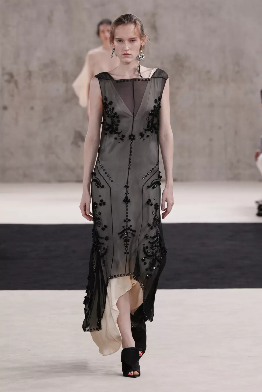 LANVIN SS27 - WHO OWNS THE GHOST? Vanity Teen LANVIN SS27 - WHO OWNS THE GHOST? LANVIN SS27 - WHO OWNS THE GHOST? Vanity Teen