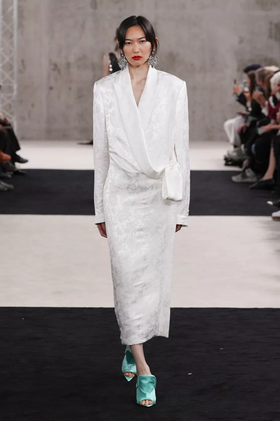 LANVIN SS27 - WHO OWNS THE GHOST? Vanity Teen LANVIN SS27 - WHO OWNS THE GHOST? LANVIN SS27 - WHO OWNS THE GHOST? Vanity Teen