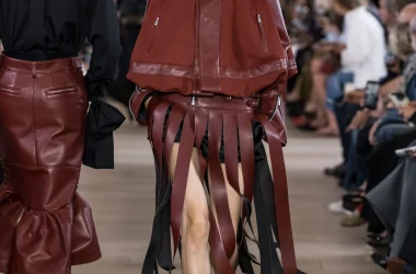 SACAI SPRING/SUMMER 2027: SACAI AGAINST SACAI SACAI SPRING/SUMMER 2027: SACAI AGAINST SACAI Vanity Teen
