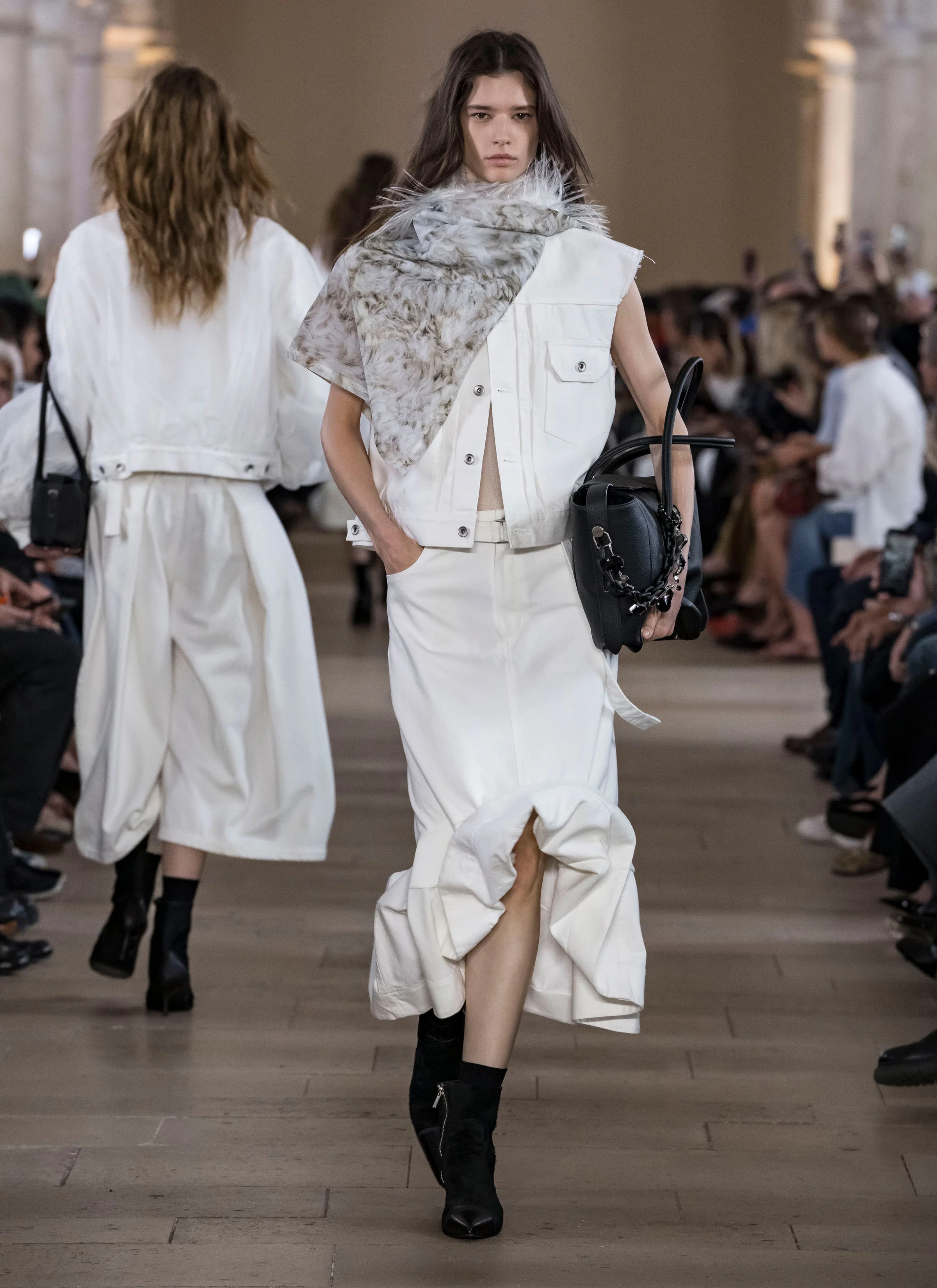 SACAI SPRING/SUMMER 2027: SACAI AGAINST SACAI Vanity Teen SACAI SPRING/SUMMER 2027: SACAI AGAINST SACAI SACAI SPRING/SUMMER 2027: SACAI AGAINST SACAI Vanity Teen