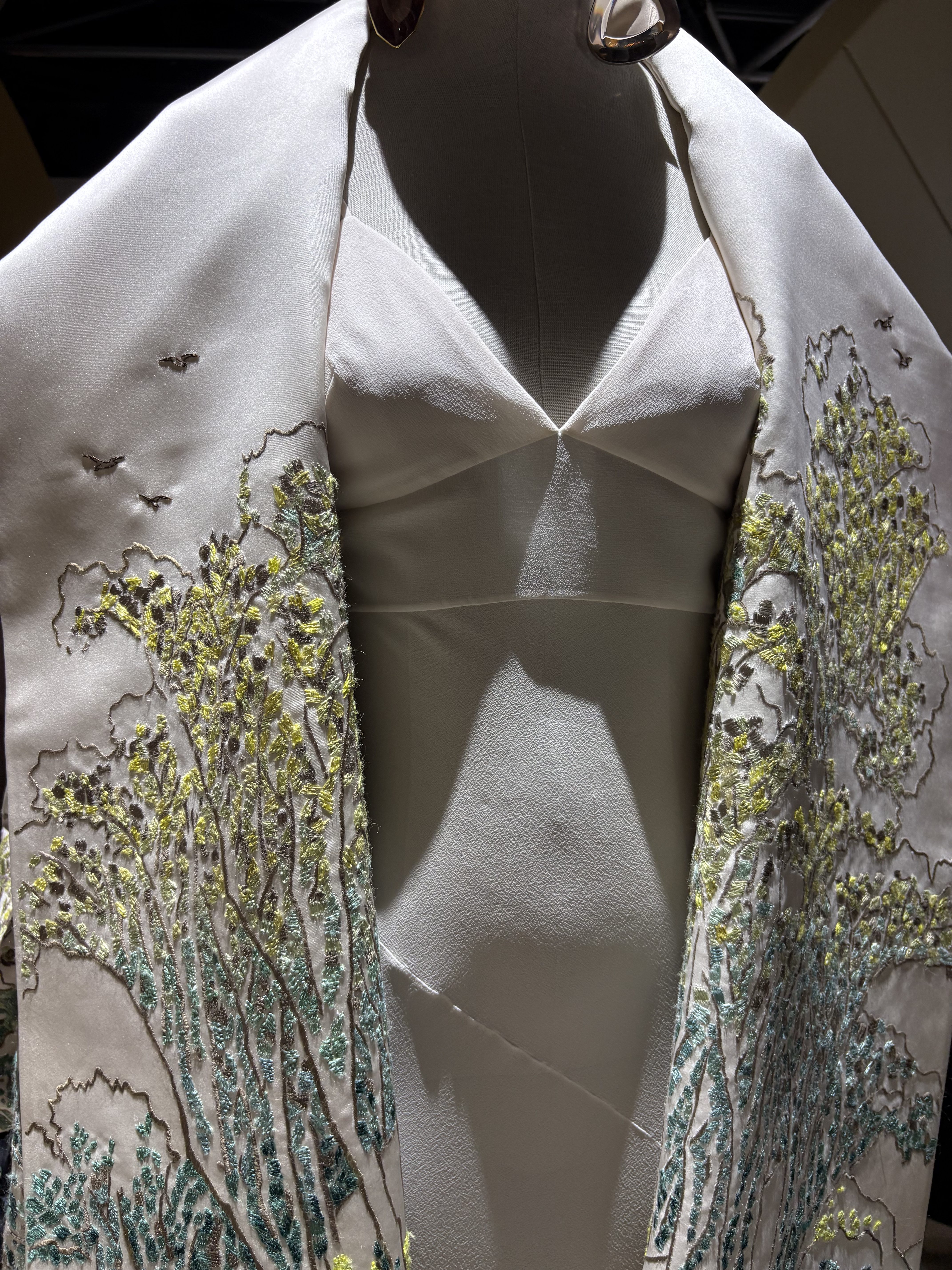 Givenchy Spring 2027: Sarah Burton Brings Balance and Clarity Vanity Teen Givenchy Spring 2027: Sarah Burton Brings Balance and Clarity Givenchy Spring 2027: Sarah Burton Brings Balance and Clarity Vanity Teen