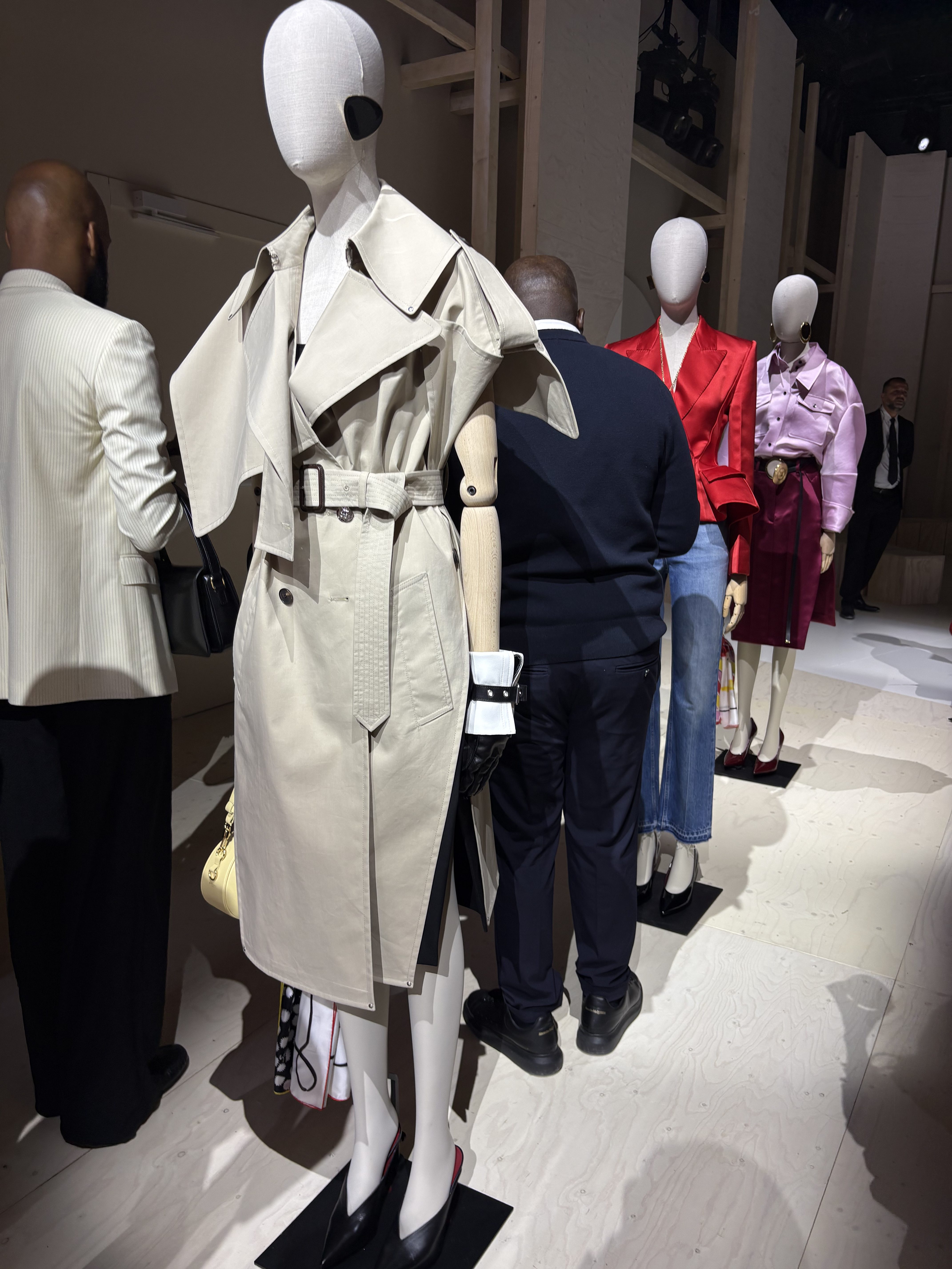 Givenchy Spring 2027: Sarah Burton Brings Balance and Clarity Vanity Teen Givenchy Spring 2027: Sarah Burton Brings Balance and Clarity Givenchy Spring 2027: Sarah Burton Brings Balance and Clarity Vanity Teen