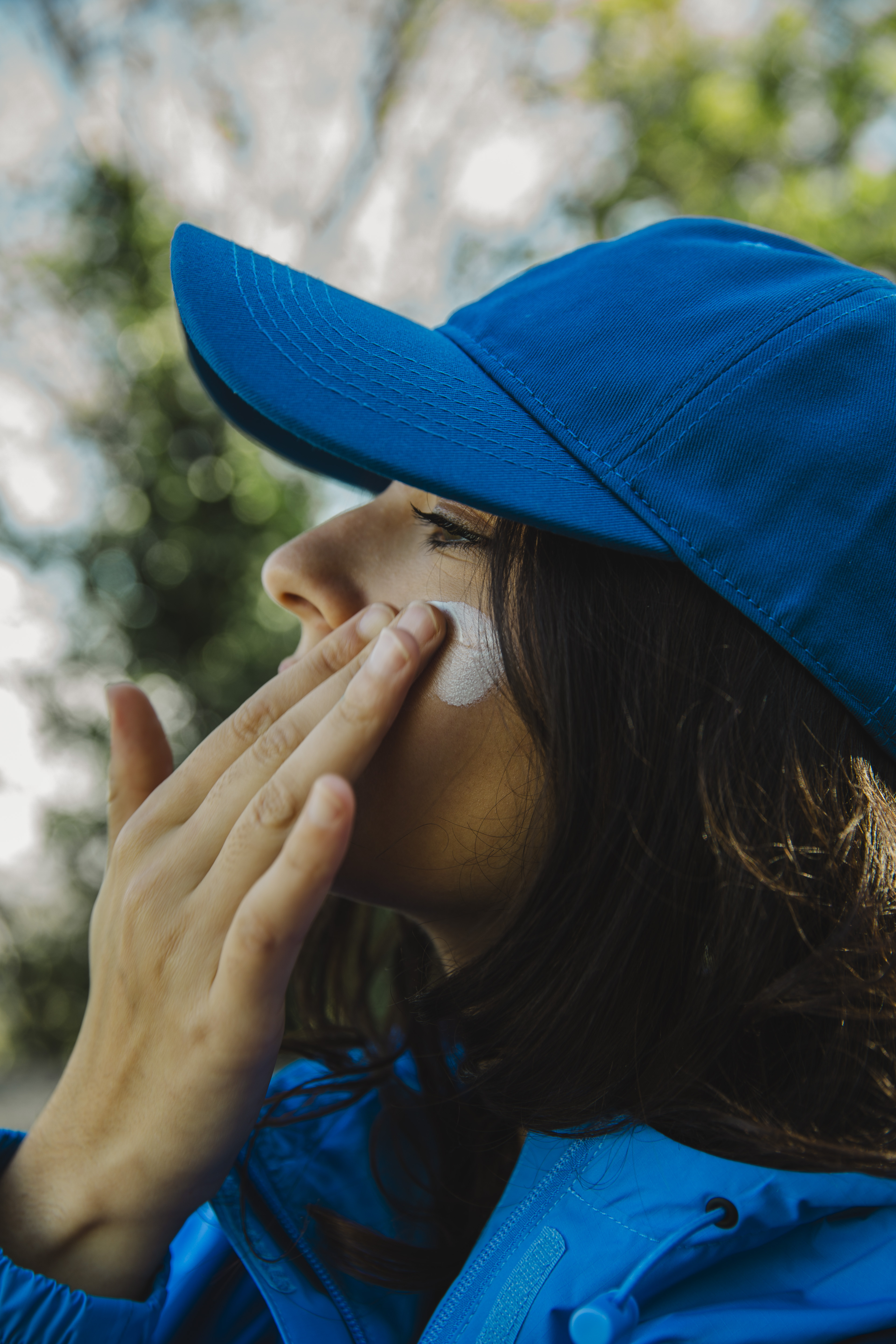 CERAVE VIENNA: WHAT YOUR SKIN REMEMBERS ABOUT THE WORLD Vanity Teen CERAVE VIENNA: WHAT YOUR SKIN REMEMBERS ABOUT THE WORLD CERAVE VIENNA: WHAT YOUR SKIN REMEMBERS ABOUT THE WORLD Vanity Teen