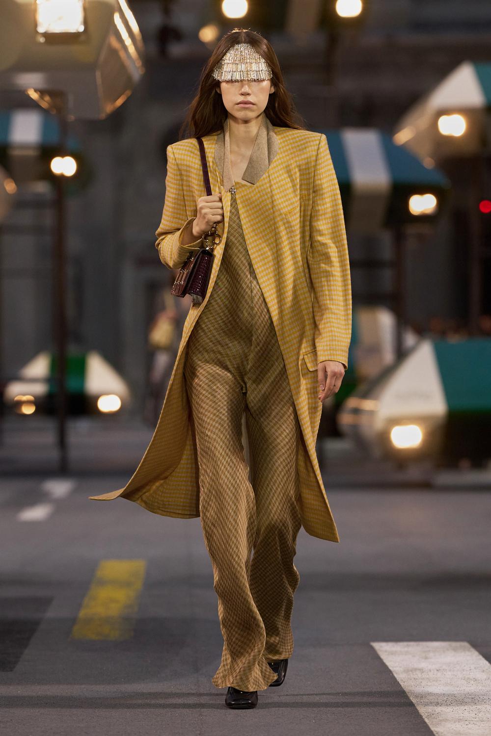 Louis Vuitton Spring Summer 27: The Future Has Lost Its Weight Vanity Teen Louis Vuitton Spring Summer 27: The Future Has Lost Its Weight Louis Vuitton Spring Summer 27: The Future Has Lost Its Weight Vanity Teen