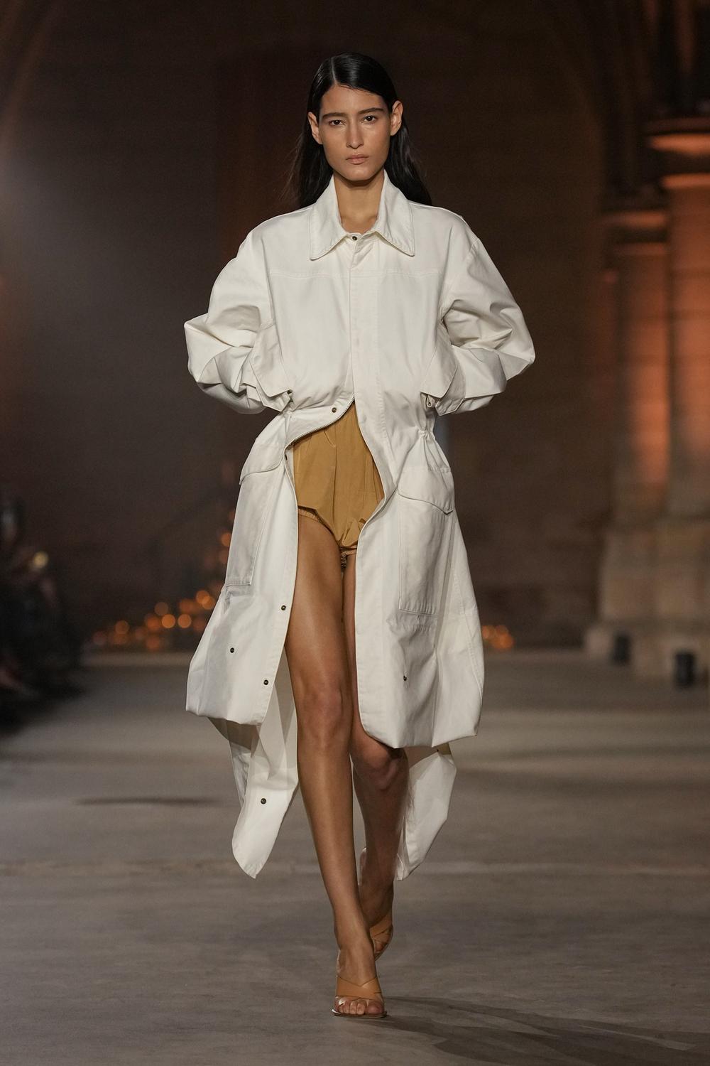 Victoria Beckham SS27 - Is there still room for an evolution? Vanity Teen Victoria Beckham SS27