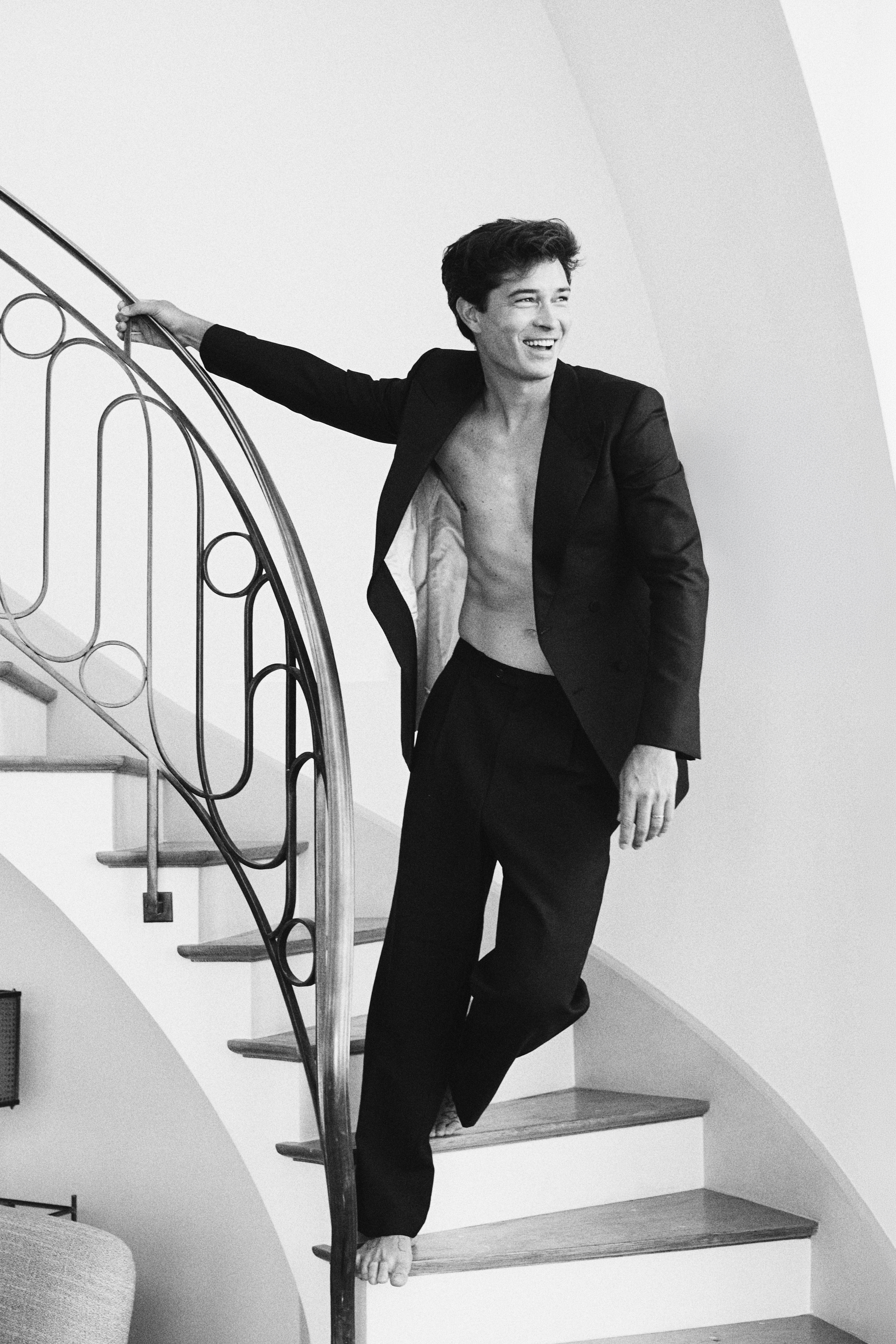 FRANCISCO LACHOWSKI - THE ICON COMES HOME Vanity Teen FRANCISCO LACHOWSKI - THE ICON COMES HOME FRANCISCO LACHOWSKI - THE ICON COMES HOME Vanity Teen