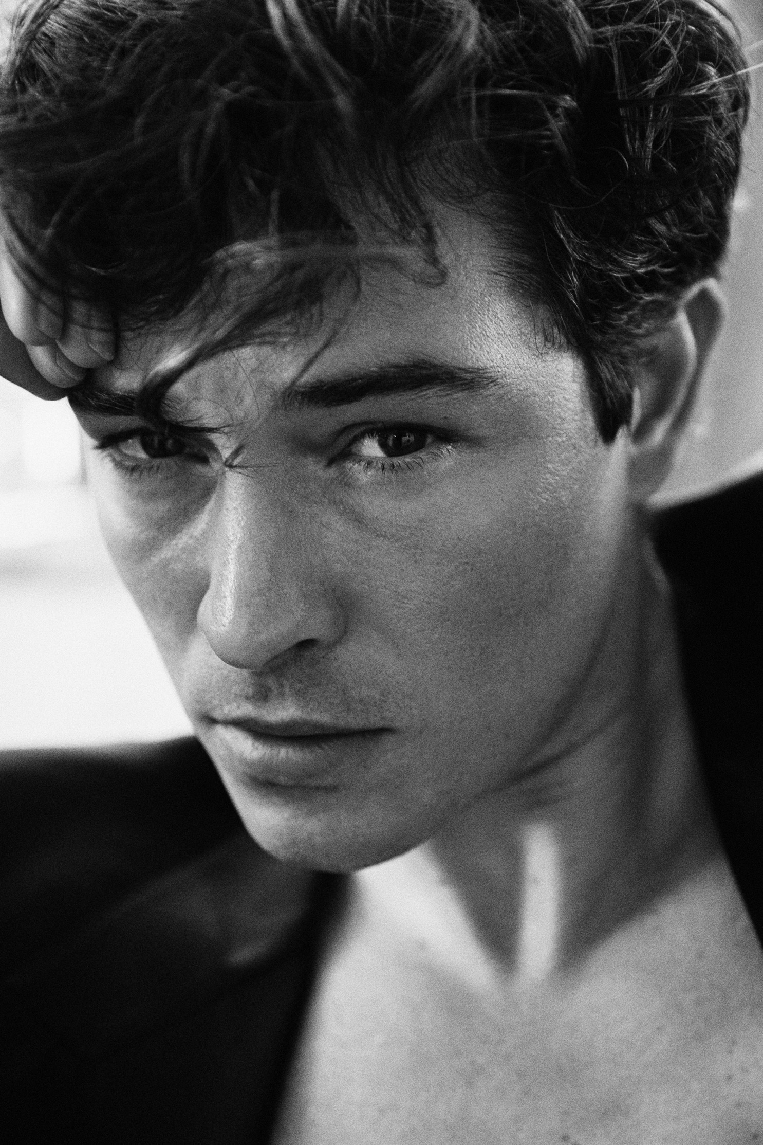 FRANCISCO LACHOWSKI - THE ICON COMES HOME Vanity Teen FRANCISCO LACHOWSKI - THE ICON COMES HOME FRANCISCO LACHOWSKI - THE ICON COMES HOME Vanity Teen