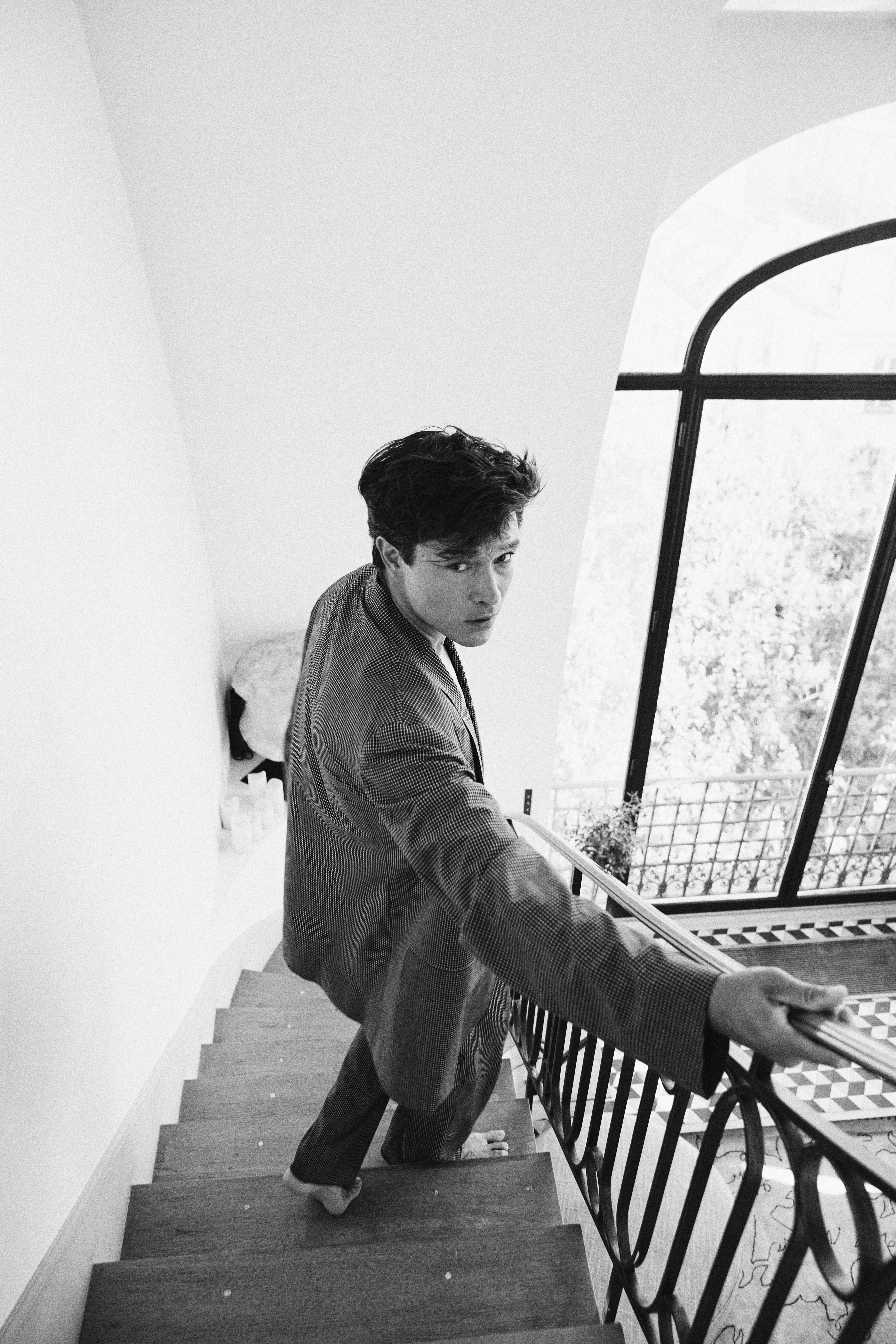 FRANCISCO LACHOWSKI - THE ICON COMES HOME Vanity Teen FRANCISCO LACHOWSKI - THE ICON COMES HOME FRANCISCO LACHOWSKI - THE ICON COMES HOME Vanity Teen