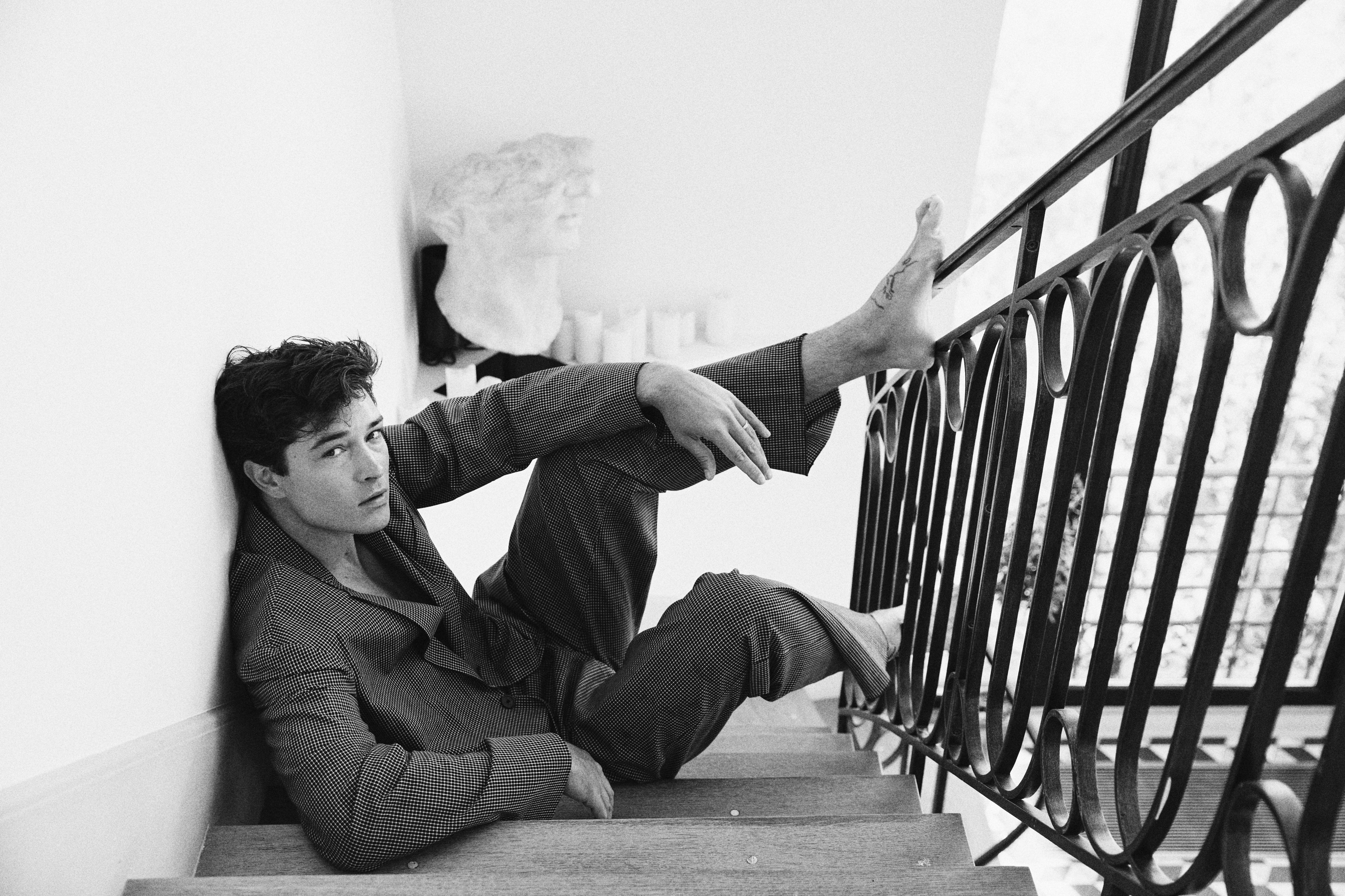 FRANCISCO LACHOWSKI - THE ICON COMES HOME Vanity Teen FRANCISCO LACHOWSKI - THE ICON COMES HOME FRANCISCO LACHOWSKI - THE ICON COMES HOME Vanity Teen