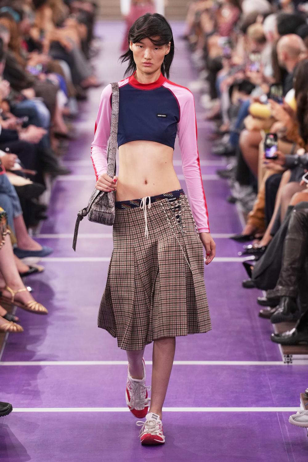 Miu Miu SS27: You Don’t Need an Explanation, You Just Feel It Vanity Teen Miu Miu SS27