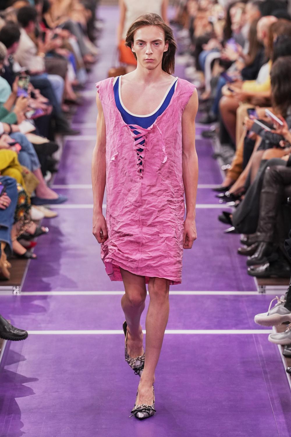 Miu Miu SS27: You Don’t Need an Explanation, You Just Feel It Vanity Teen Miu Miu SS27