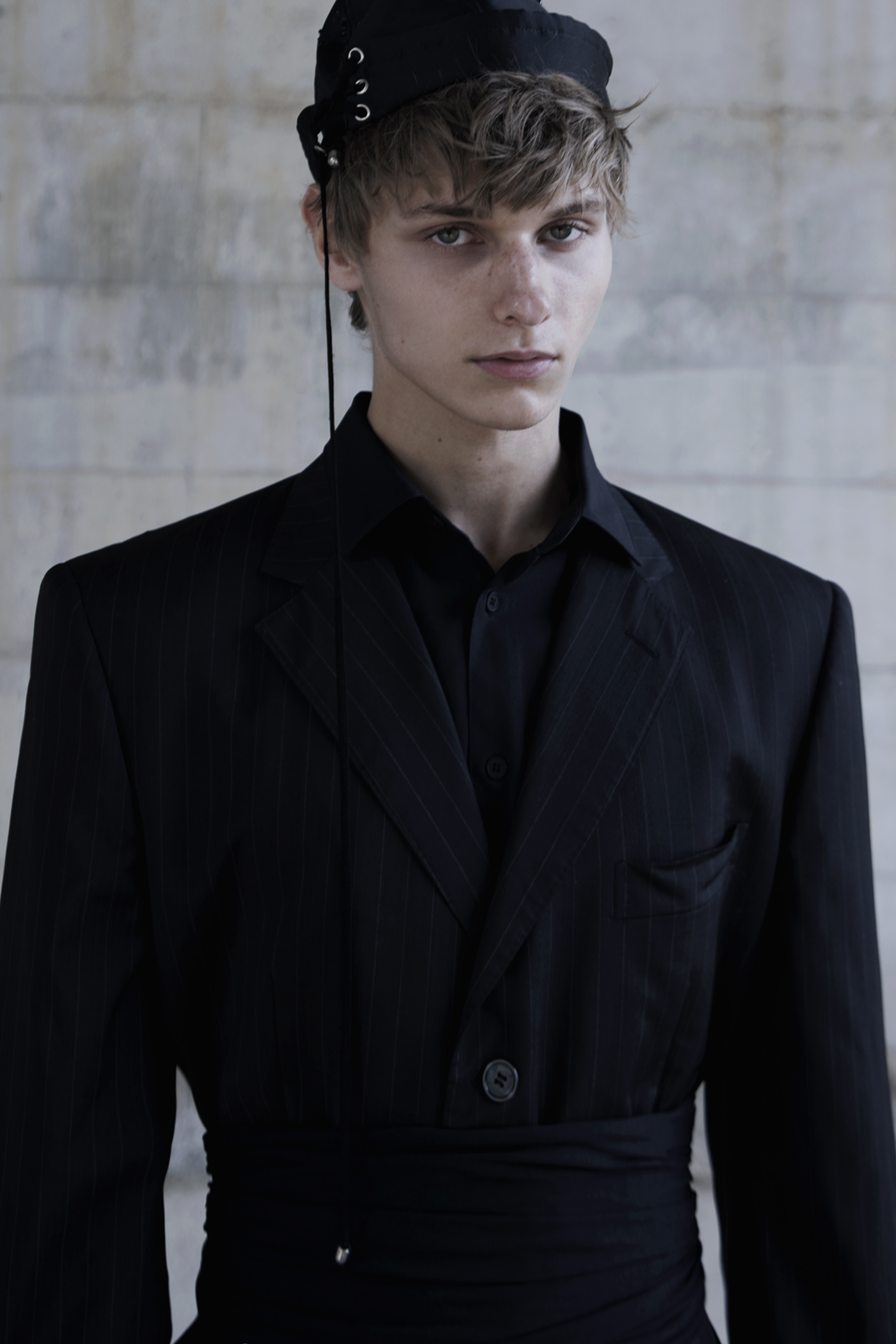 SILENT STRUCTURES SILENT STRUCTURES Vanity Teen