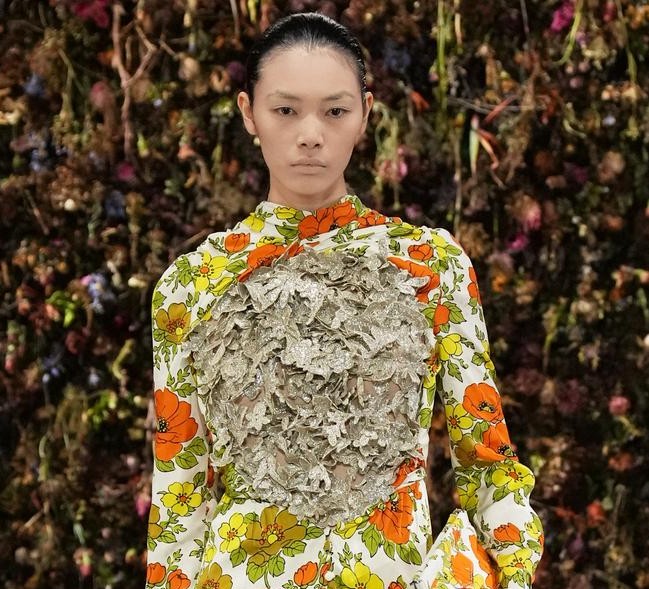 PFW Summary: The Details That Caught My Eye Vanity Teen MAISON MARGIELA SS27 - PFW