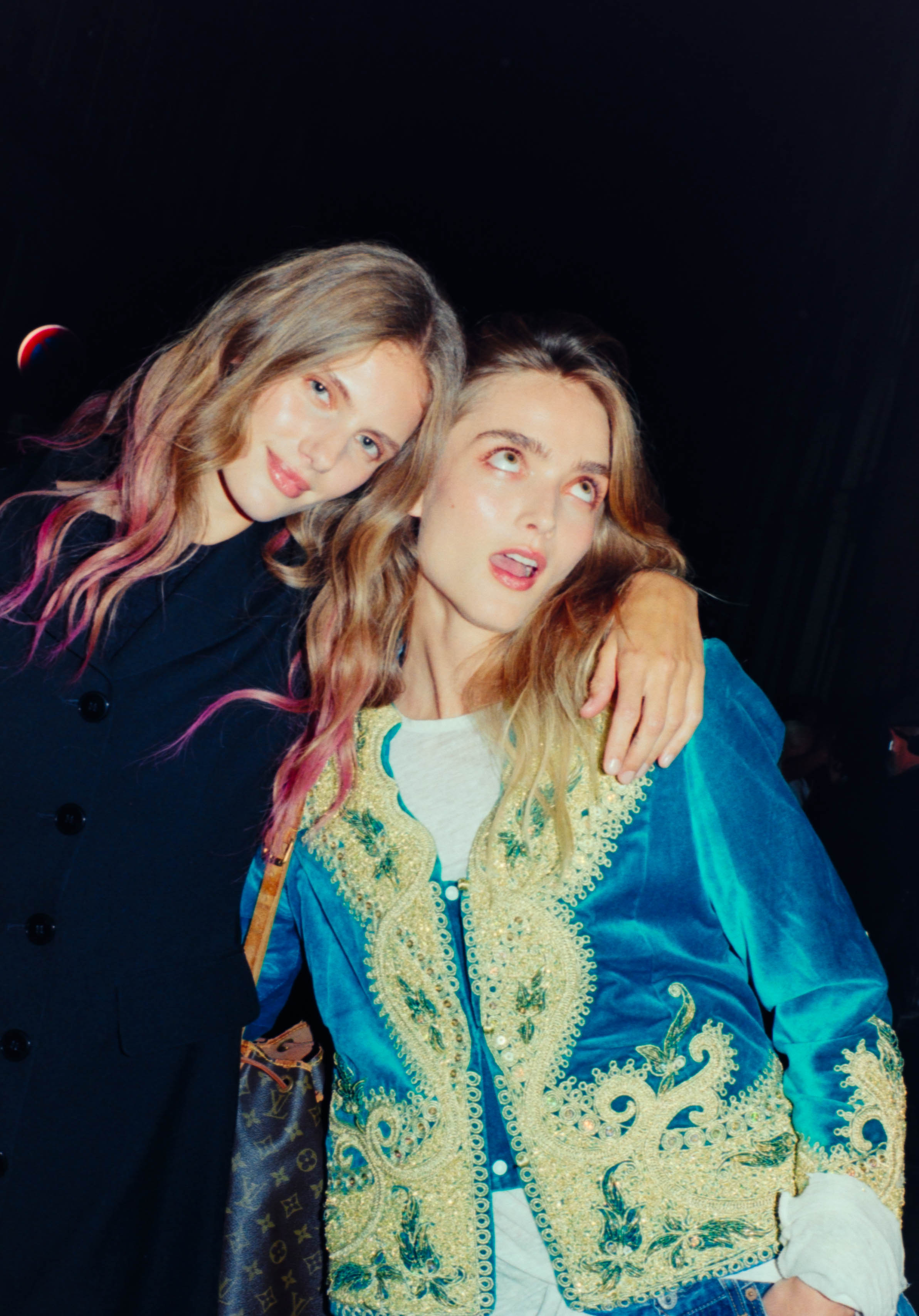MODELS OFF DUTY – NO REHEARSAL MODELS OFF DUTY – NO REHEARSAL Vanity Teen
