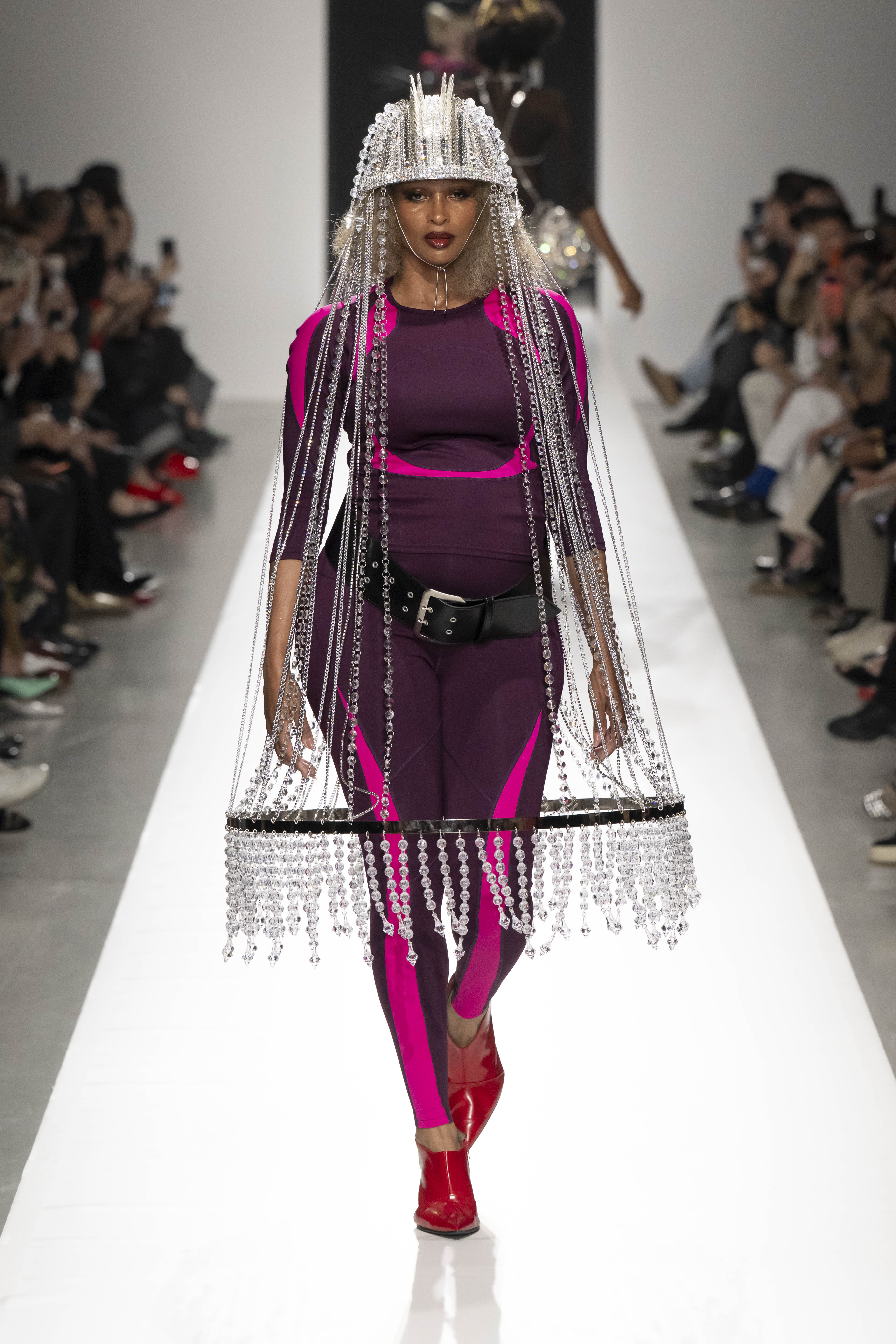 Junya Watanabe SS27 Goes Somewhere Between Punk and Architecture Junya Watanabe SS27 Goes Somewhere Between Punk and Architecture Vanity Teen