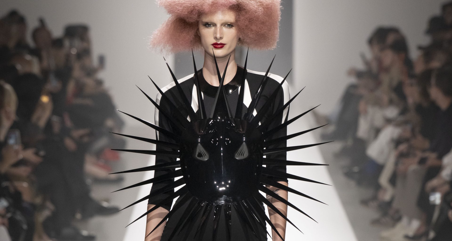 Junya Watanabe SS27 Goes Somewhere Between Punk and Architecture Junya Watanabe SS27 Goes Somewhere Between Punk and Architecture Vanity Teen