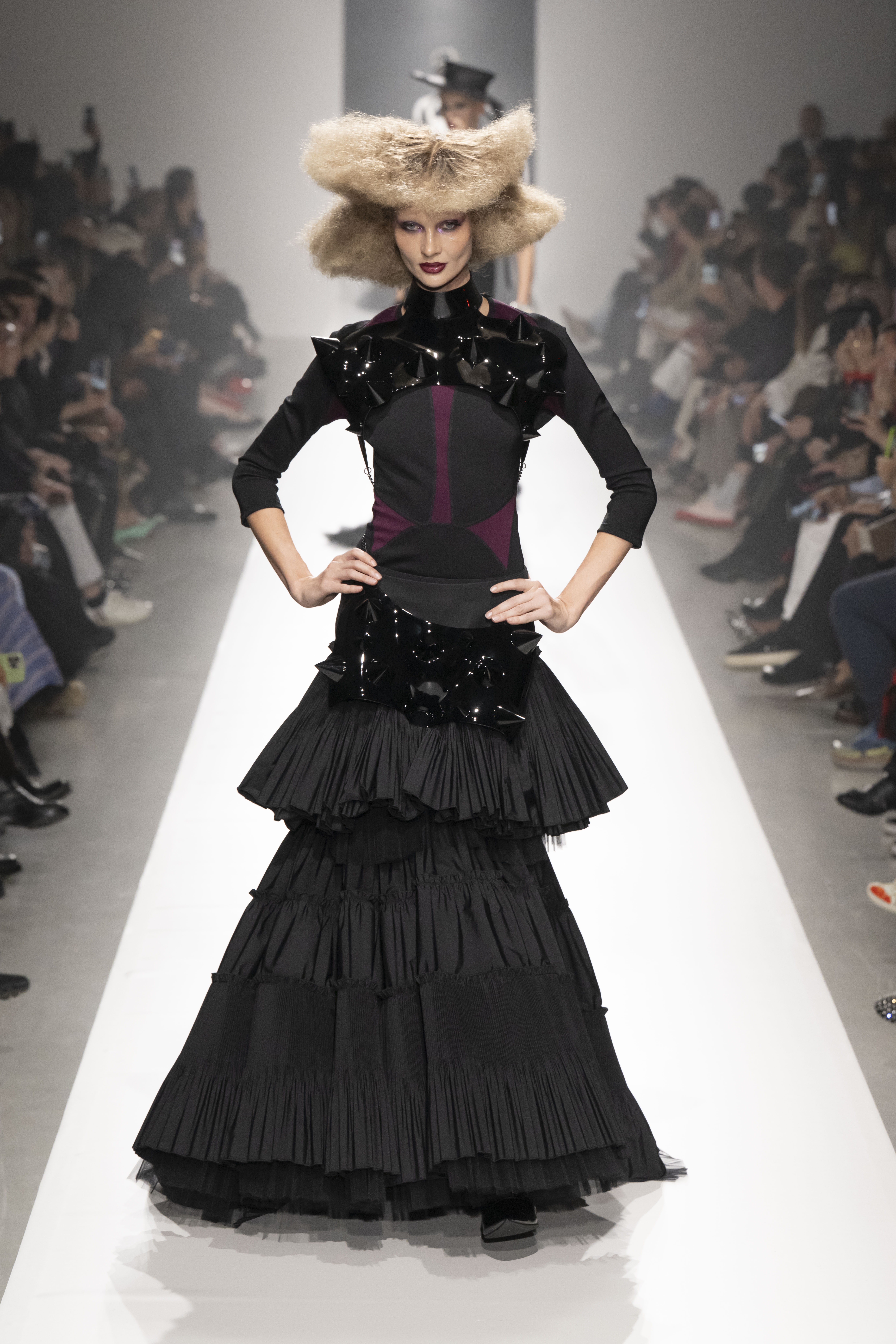 Junya Watanabe SS27 Goes Somewhere Between Punk and Architecture Junya Watanabe SS27 Goes Somewhere Between Punk and Architecture Vanity Teen
