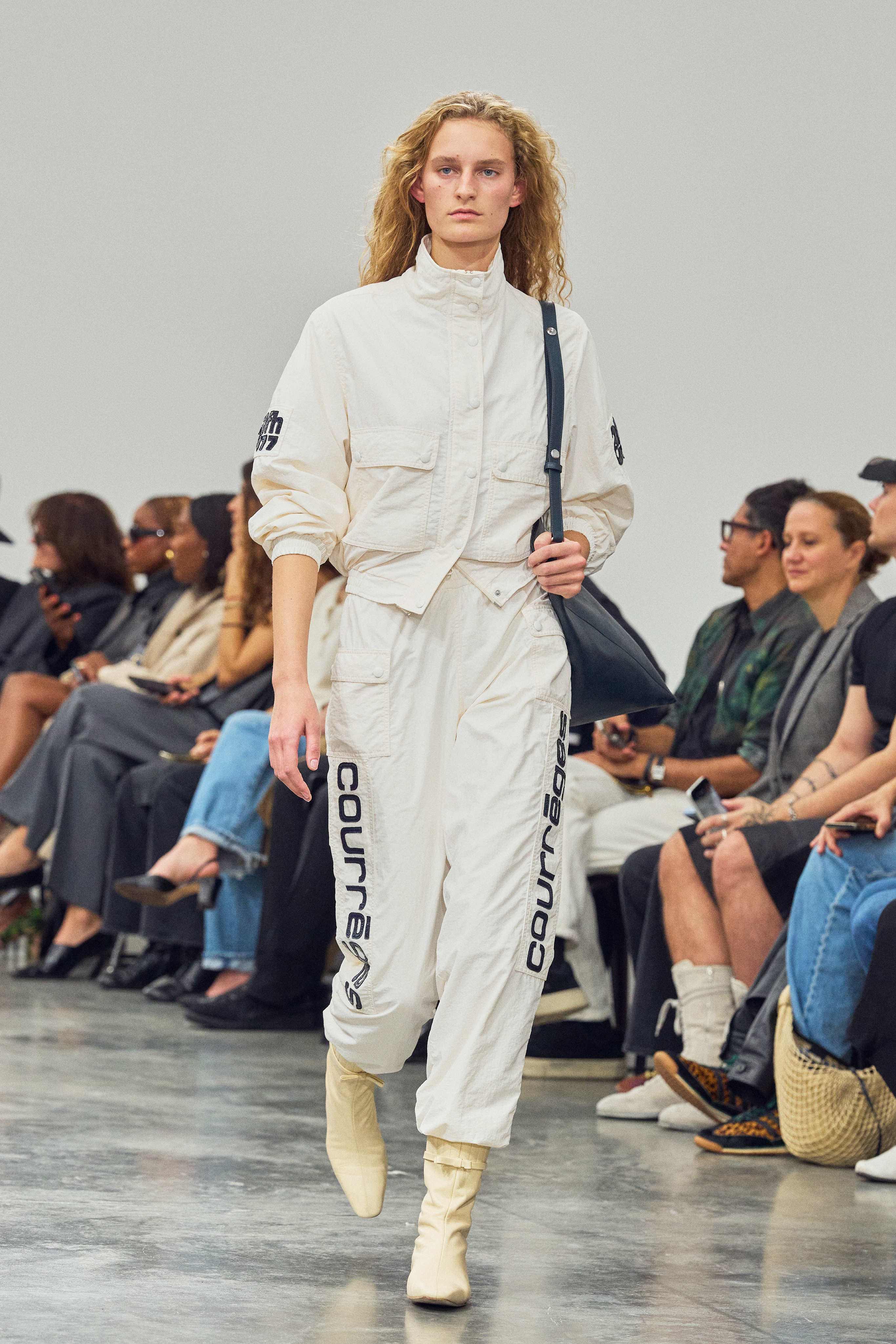 COURRÈGES SS27: Boldly Wearing the Future a Little Wrong Vanity Teen COURRÈGES SS27: Boldly Wearing the Future a Little Wrong COURRÈGES SS27: Boldly Wearing the Future a Little Wrong Vanity Teen