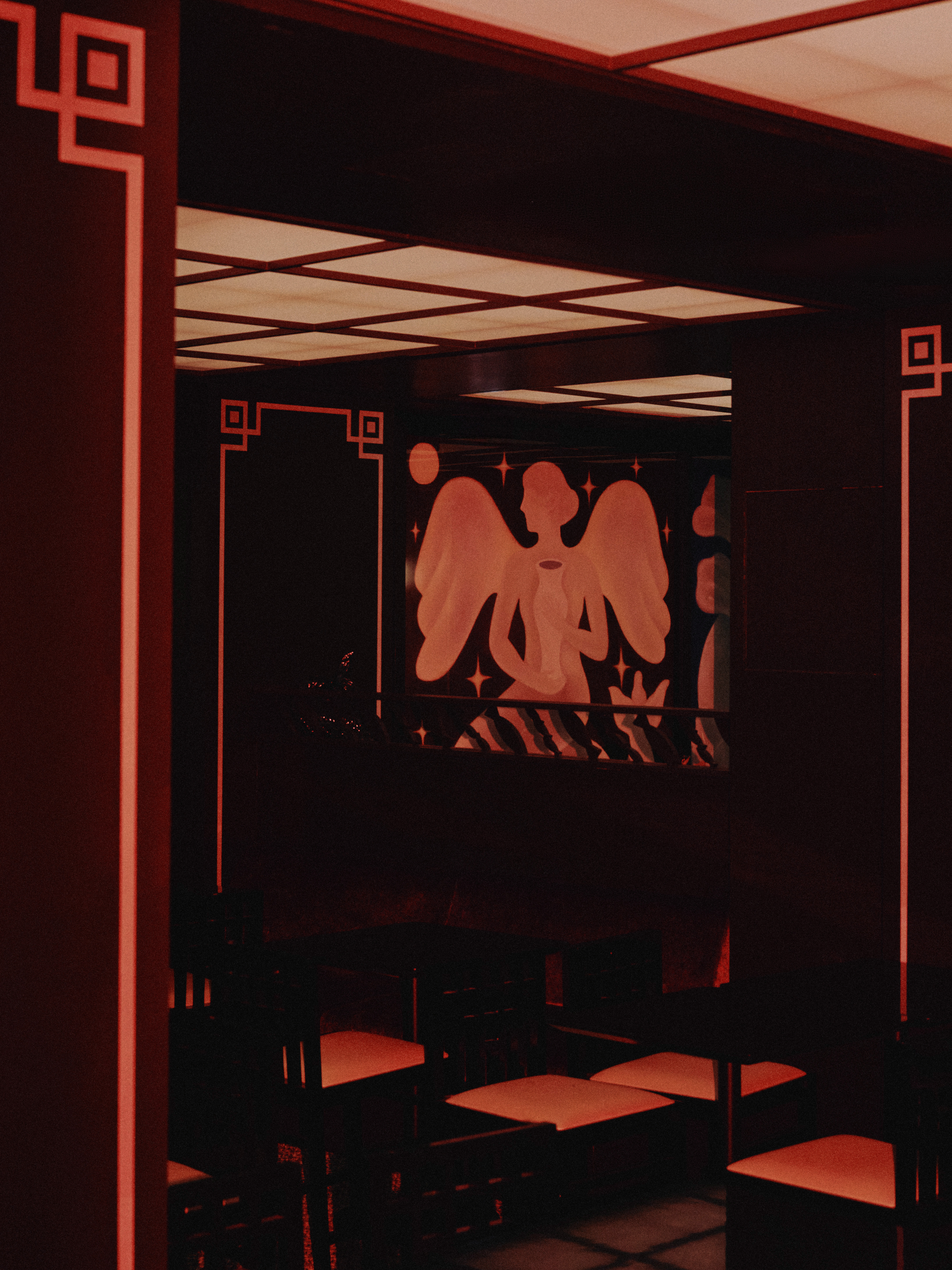 Le Poisson Volant Is Paris’s New Dinner-to-Disco Obsession Vanity Teen Le Poisson Volant Is Paris’s New Dinner-to-Disco Obsession Le Poisson Volant Is Paris’s New Dinner-to-Disco Obsession Vanity Teen