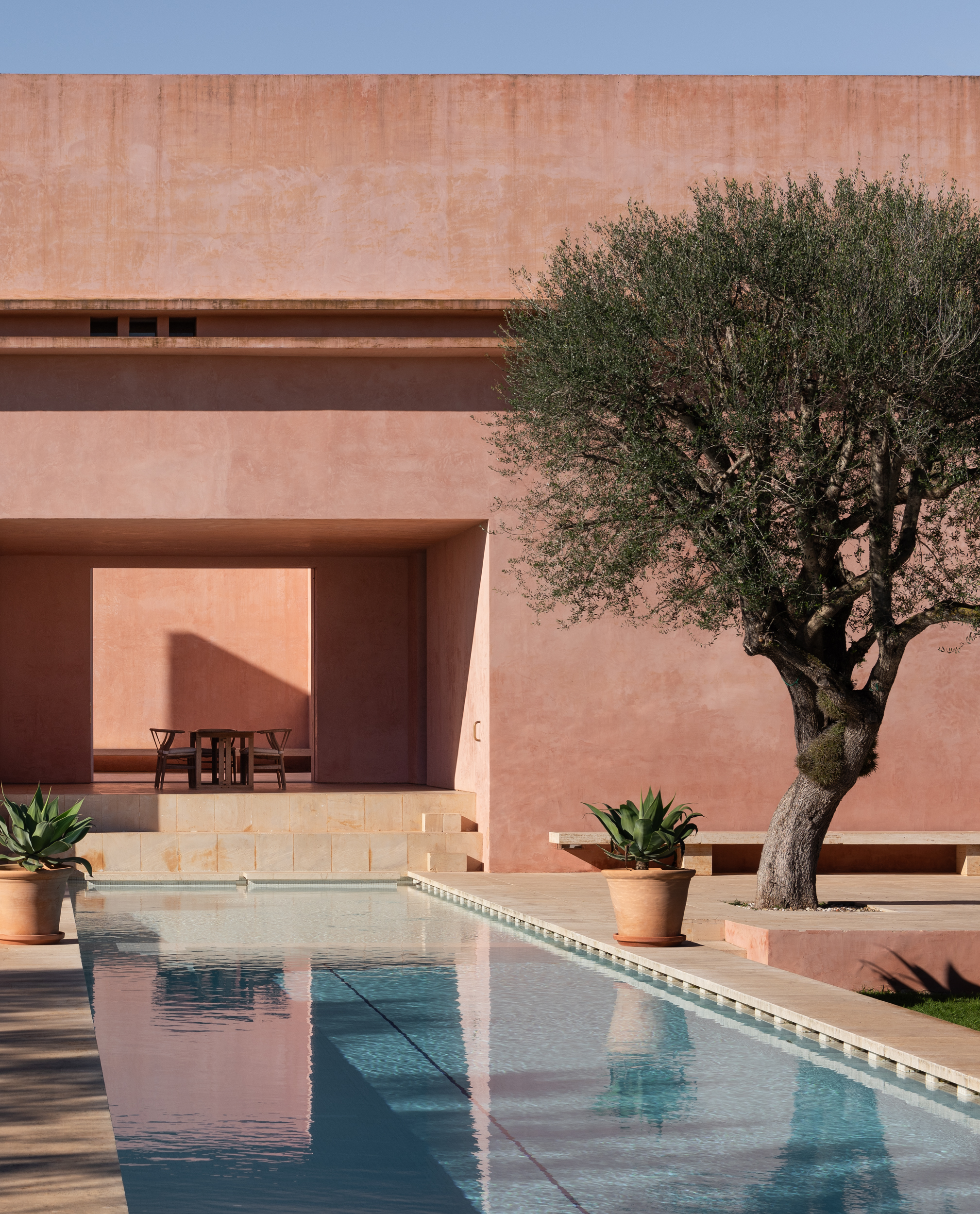 John Pawson Makes Minimalism Look So Good: A Bold New Vision for Design Miami Paris 2026 Vanity Teen John Pawson