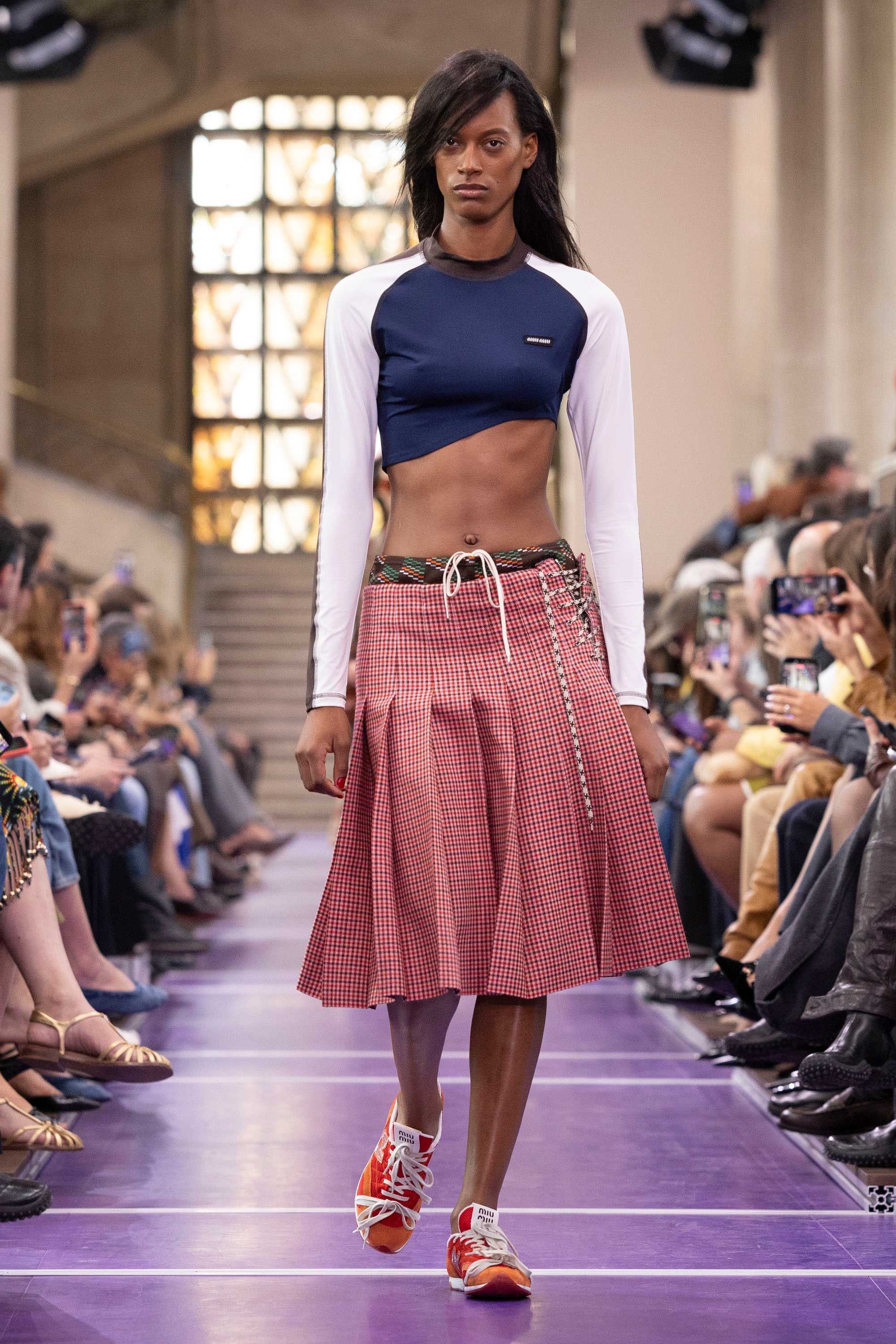 MIU MIU SPRING SUMMER 2027: NOTHING NEW, EVERYTHING DIFFERENT Vanity Teen MIU MIU SPRING SUMMER 2027: NOTHING NEW, EVERYTHING DIFFERENT MIU MIU SPRING SUMMER 2027: NOTHING NEW, EVERYTHING DIFFERENT Vanity Teen