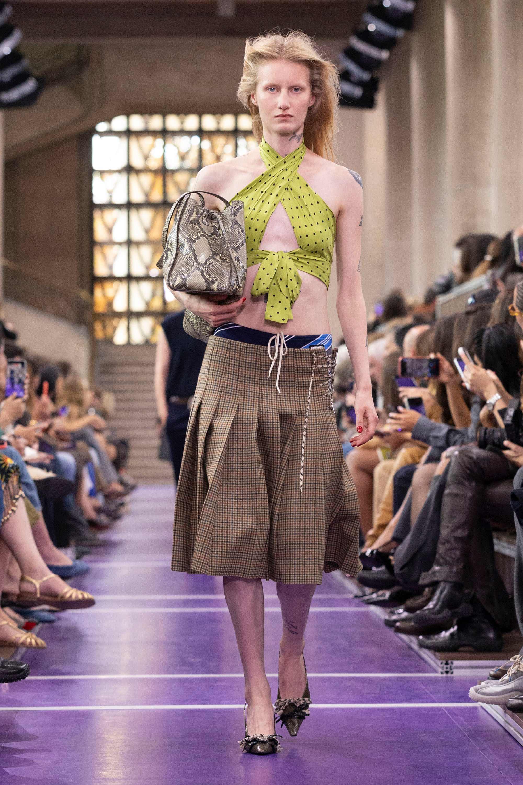 MIU MIU SPRING SUMMER 2027: NOTHING NEW, EVERYTHING DIFFERENT Vanity Teen MIU MIU SPRING SUMMER 2027: NOTHING NEW, EVERYTHING DIFFERENT MIU MIU SPRING SUMMER 2027: NOTHING NEW, EVERYTHING DIFFERENT Vanity Teen