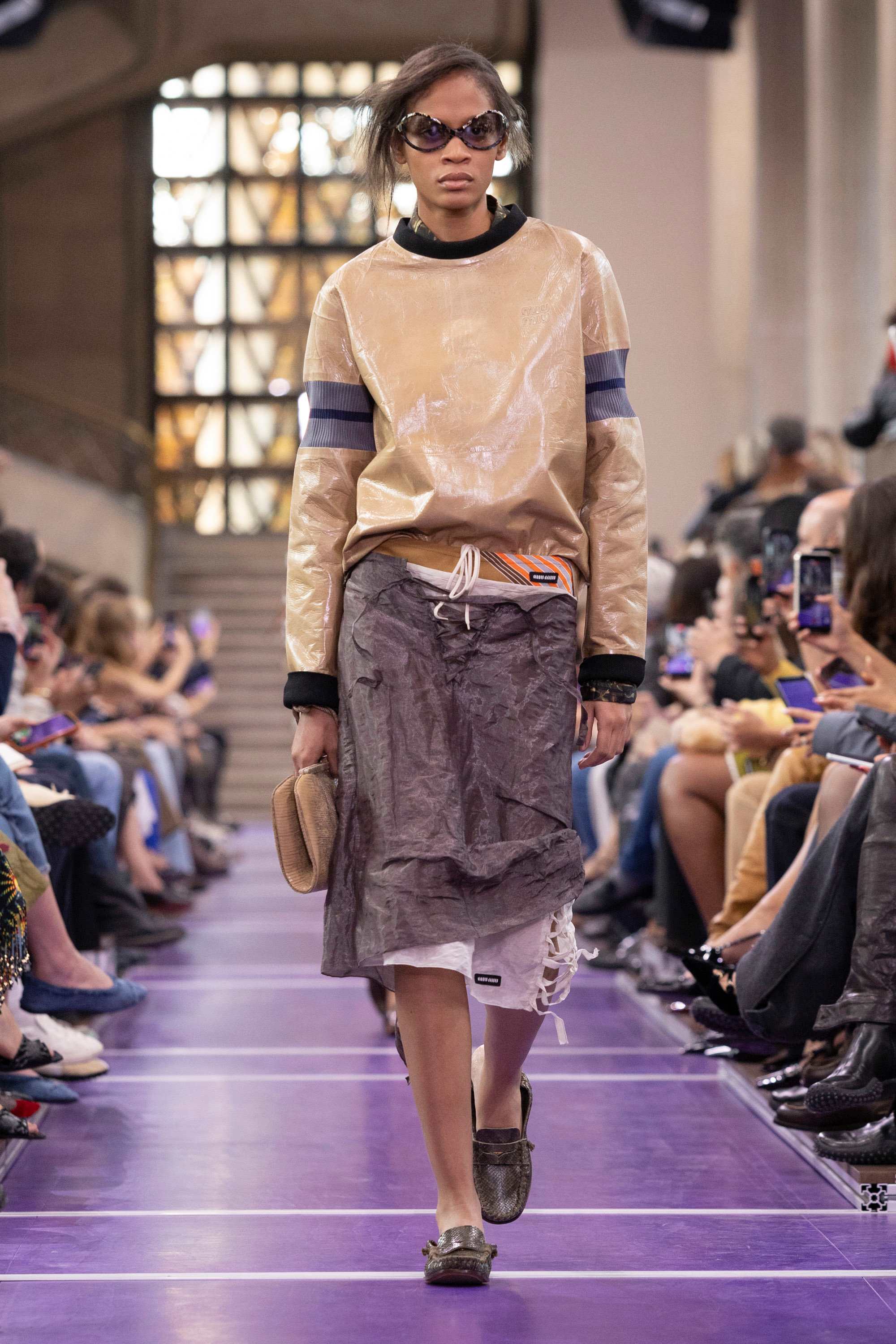 MIU MIU SPRING SUMMER 2027: NOTHING NEW, EVERYTHING DIFFERENT Vanity Teen MIU MIU SPRING SUMMER 2027: NOTHING NEW, EVERYTHING DIFFERENT MIU MIU SPRING SUMMER 2027: NOTHING NEW, EVERYTHING DIFFERENT Vanity Teen