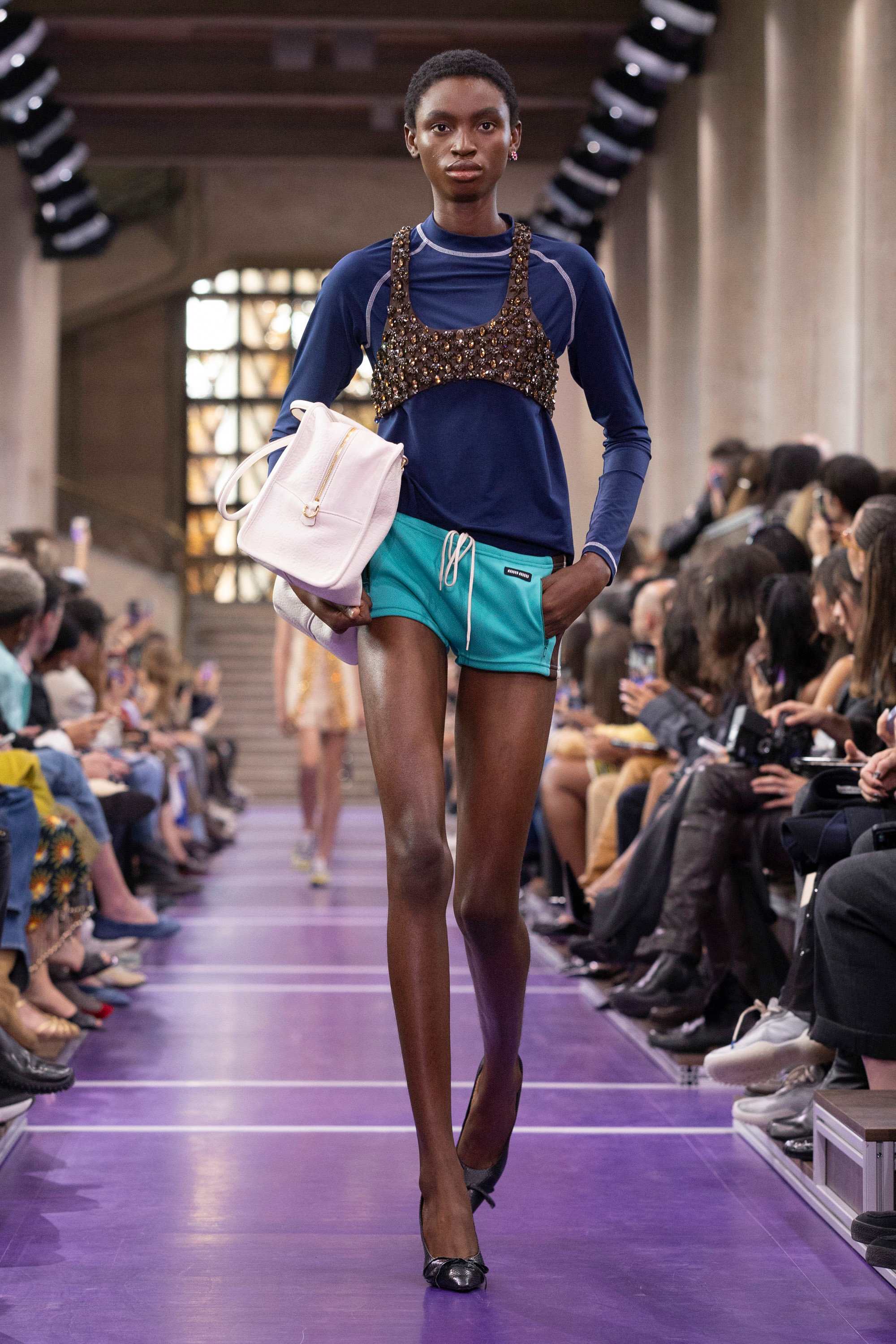 MIU MIU SPRING SUMMER 2027: NOTHING NEW, EVERYTHING DIFFERENT Vanity Teen MIU MIU SPRING SUMMER 2027: NOTHING NEW, EVERYTHING DIFFERENT MIU MIU SPRING SUMMER 2027: NOTHING NEW, EVERYTHING DIFFERENT Vanity Teen