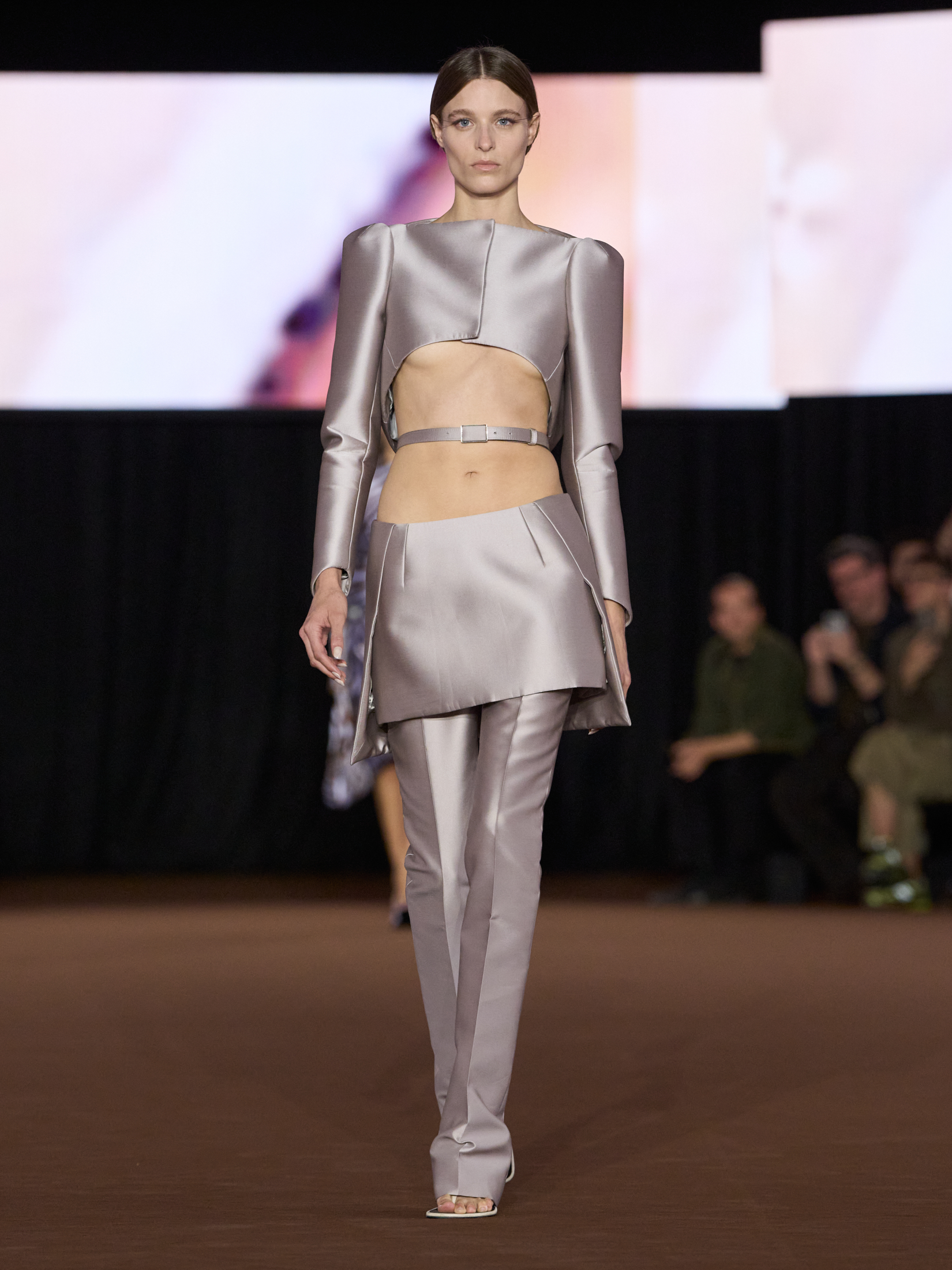 MUGLER Spring/Summer 2027: The Body Remembers Vanity Teen MUGLER Spring/Summer 2027: The Body Remembers MUGLER Spring/Summer 2027: The Body Remembers Vanity Teen