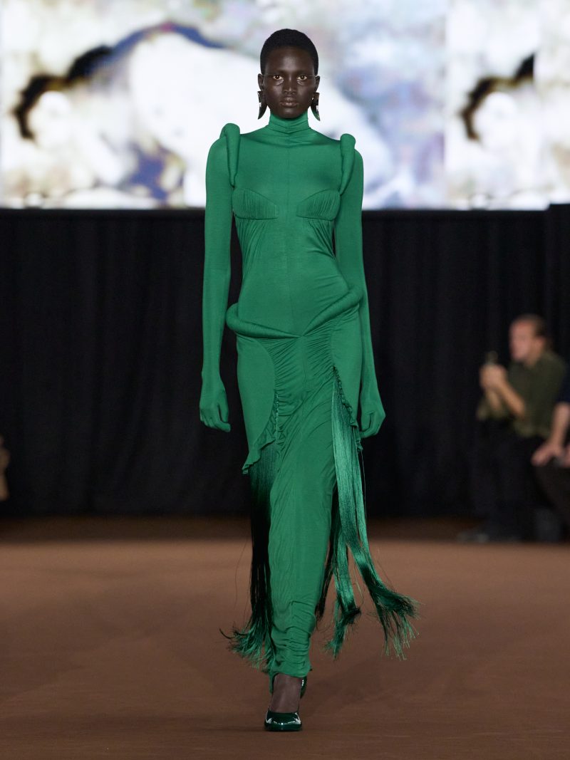 MUGLER Spring/Summer 2027: The Body Remembers MUGLER Spring/Summer 2027: The Body Remembers Vanity Teen
