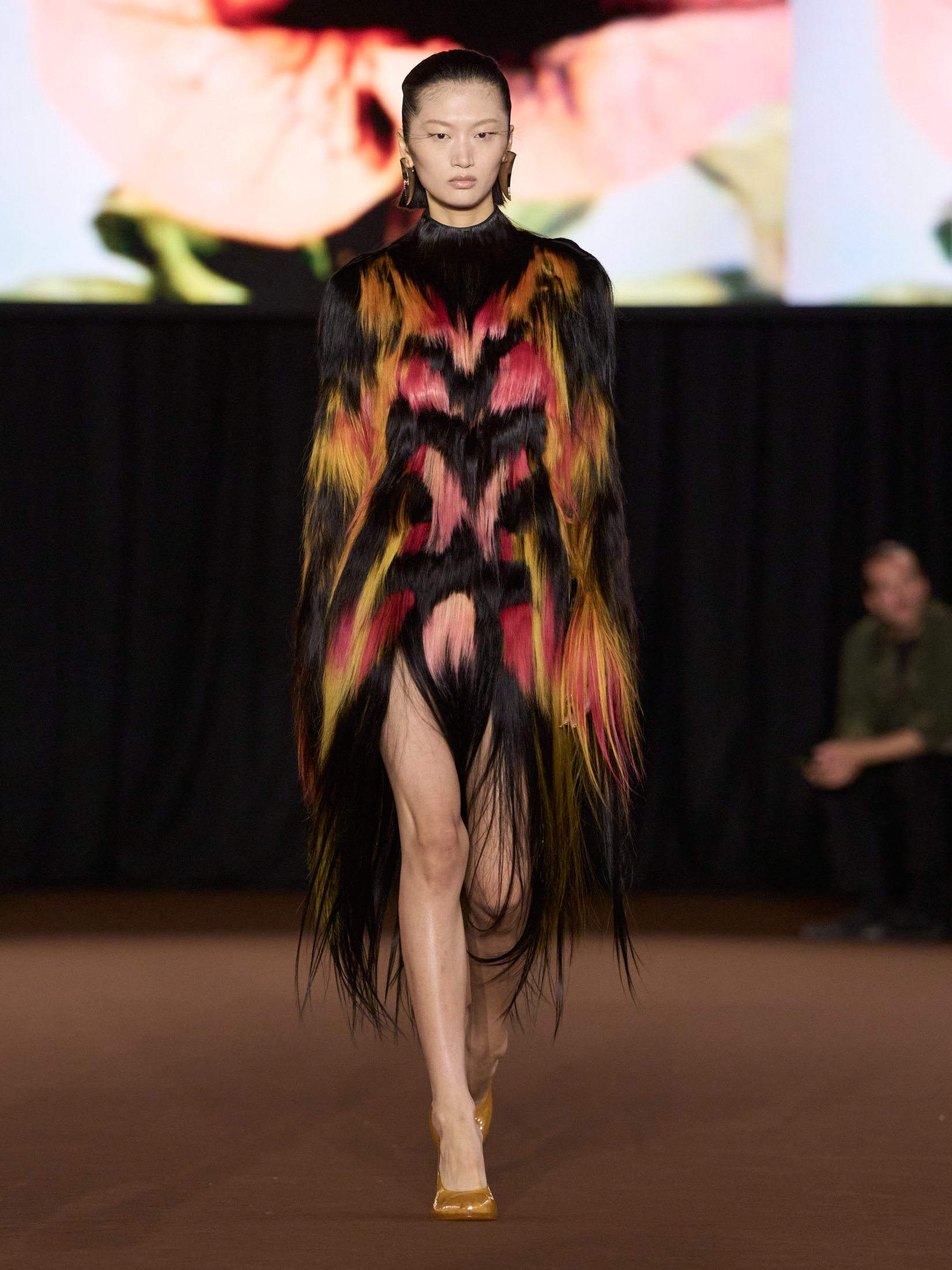 MUGLER Spring/Summer 2027: The Body Remembers Vanity Teen MUGLER Spring/Summer 2027: The Body Remembers MUGLER Spring/Summer 2027: The Body Remembers Vanity Teen