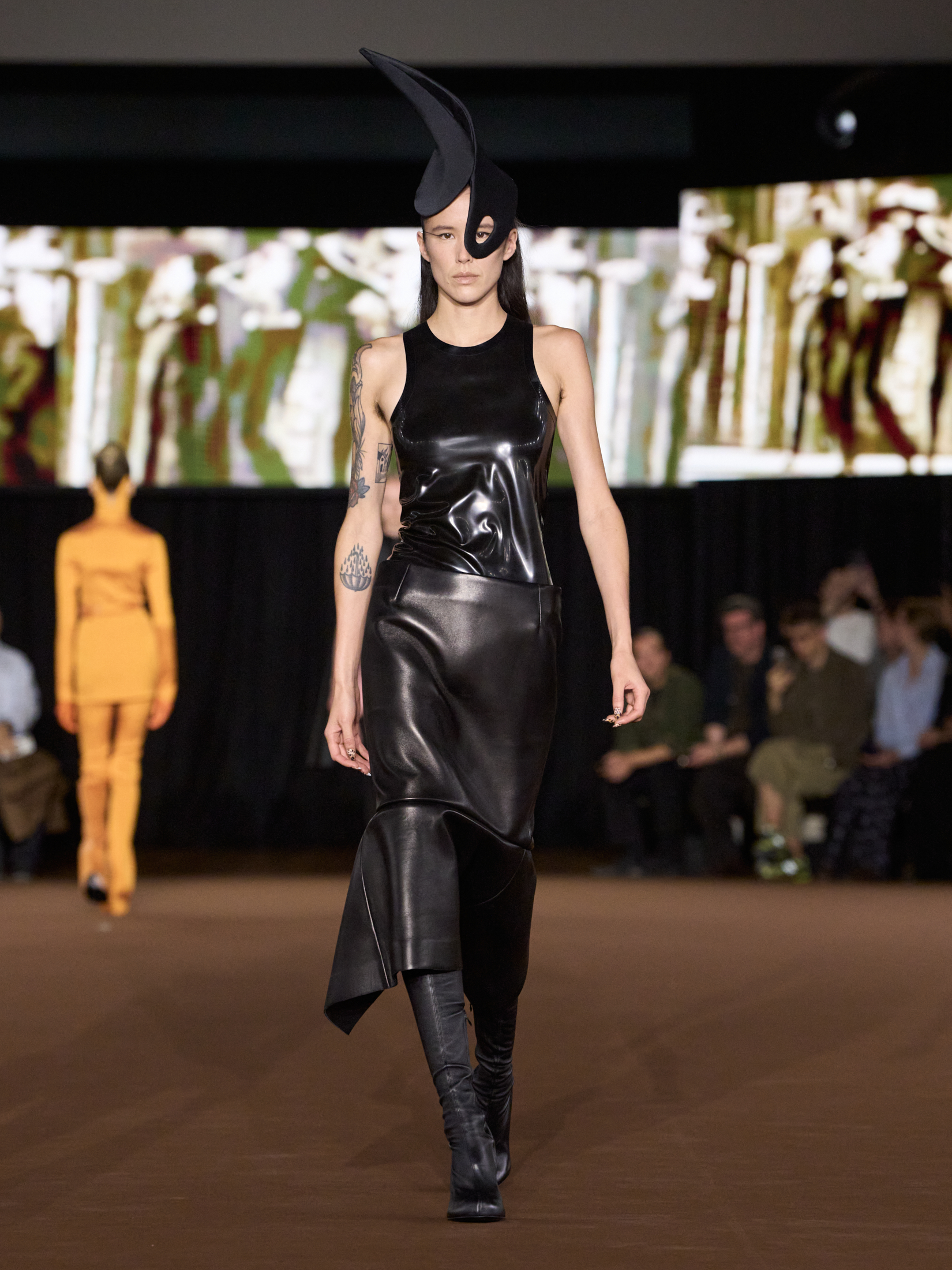 MUGLER Spring/Summer 2027: The Body Remembers Vanity Teen MUGLER Spring/Summer 2027: The Body Remembers MUGLER Spring/Summer 2027: The Body Remembers Vanity Teen