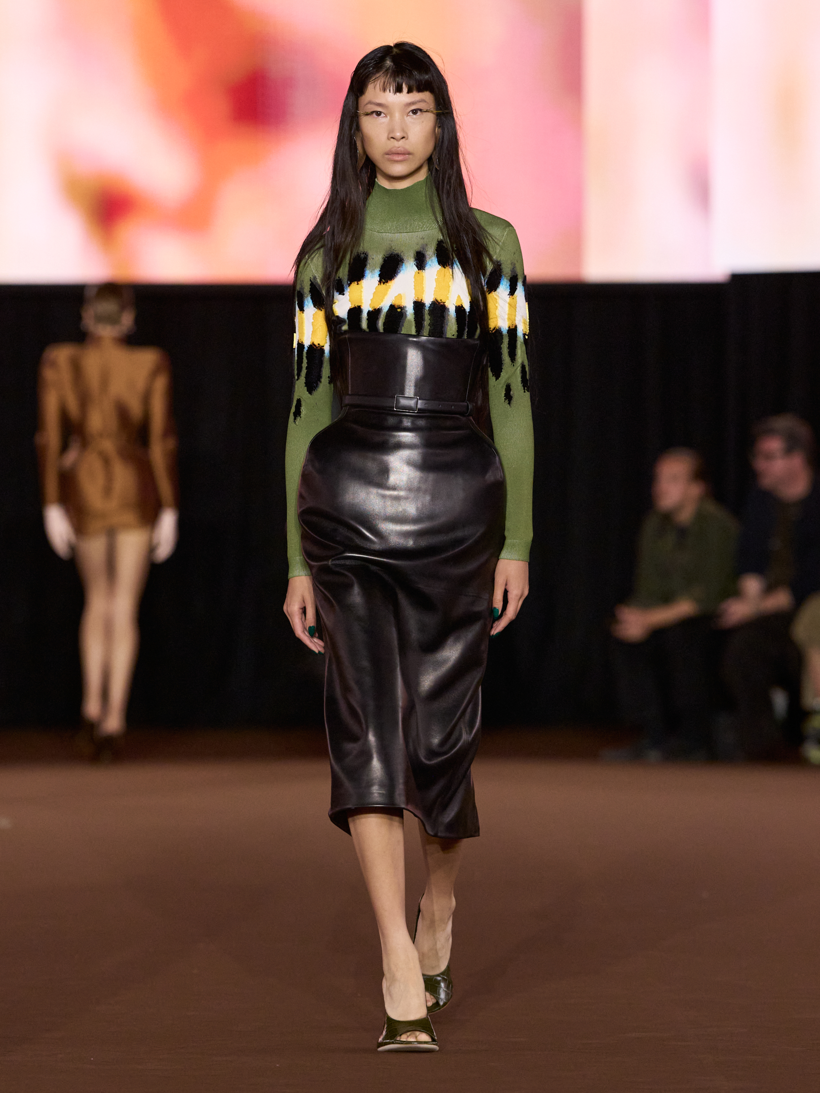 MUGLER Spring/Summer 2027: The Body Remembers Vanity Teen MUGLER Spring/Summer 2027: The Body Remembers MUGLER Spring/Summer 2027: The Body Remembers Vanity Teen