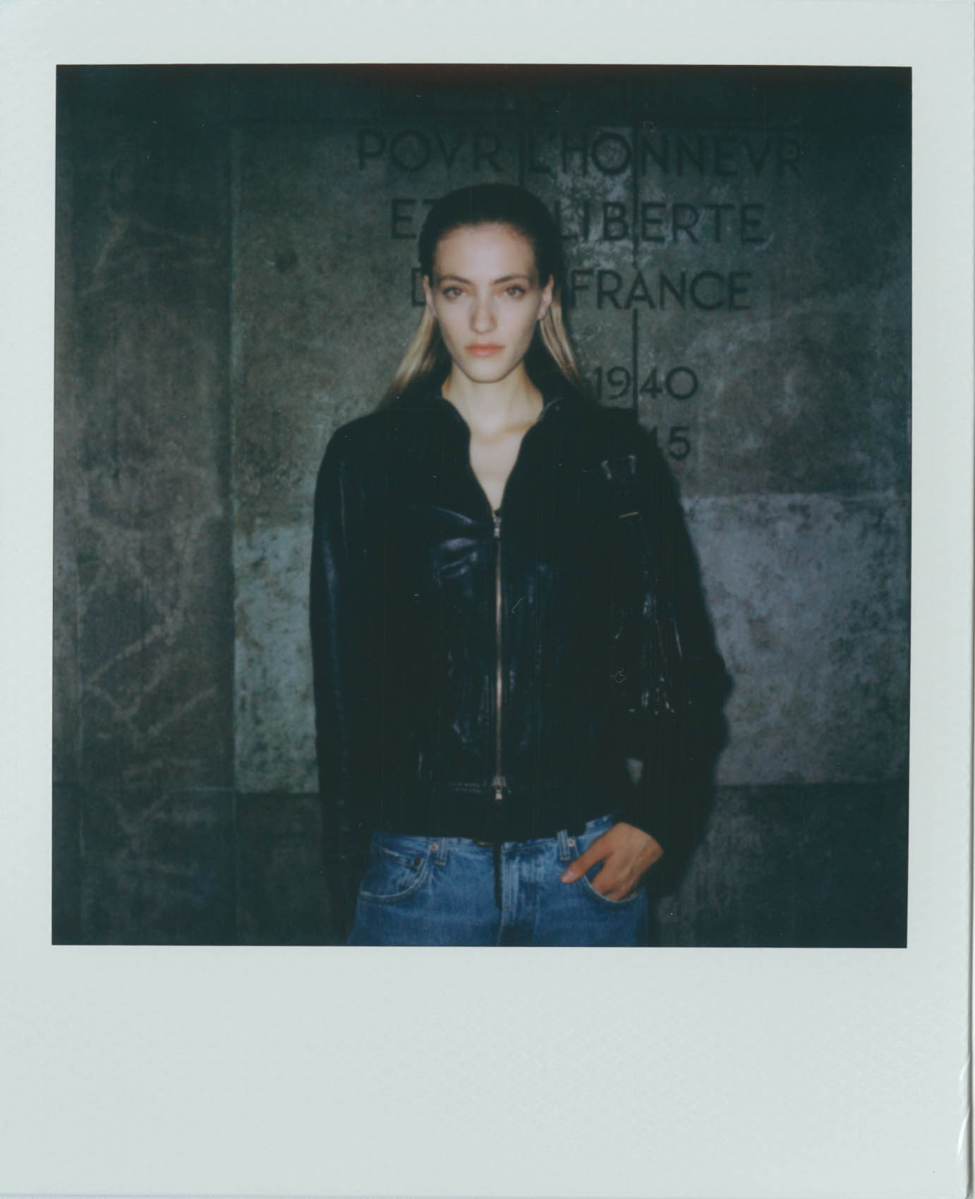 MODELS OFF DUTY – NO REHEARSAL MODELS OFF DUTY – NO REHEARSAL Vanity Teen