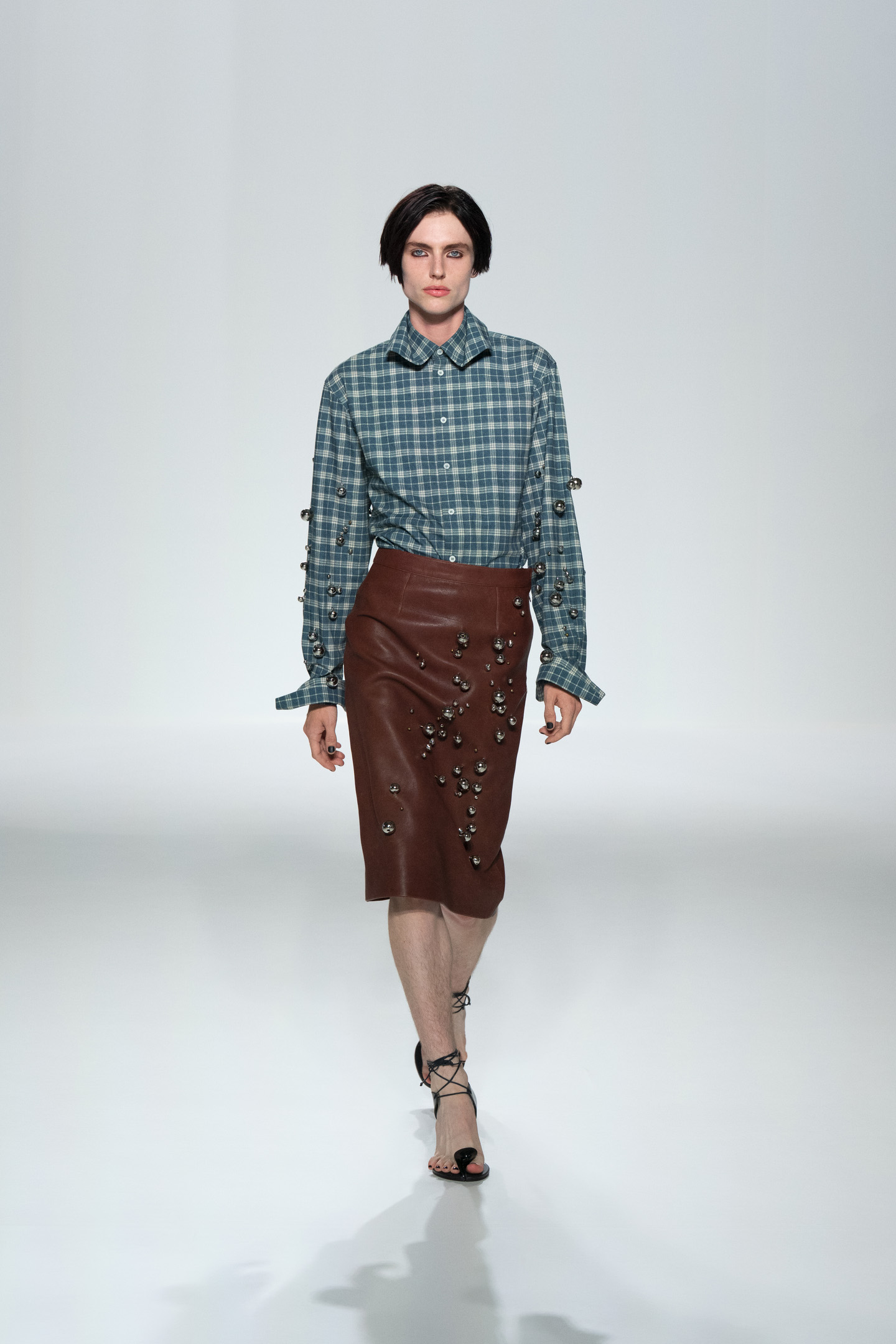 Duran Lantink Makes Jean Paul Gaultier SS27 Surprisingly Wearable Vanity Teen Duran Lantink Makes Jean Paul Gaultier SS27 Surprisingly Wearable Duran Lantink Makes Jean Paul Gaultier SS27 Surprisingly Wearable Vanity Teen