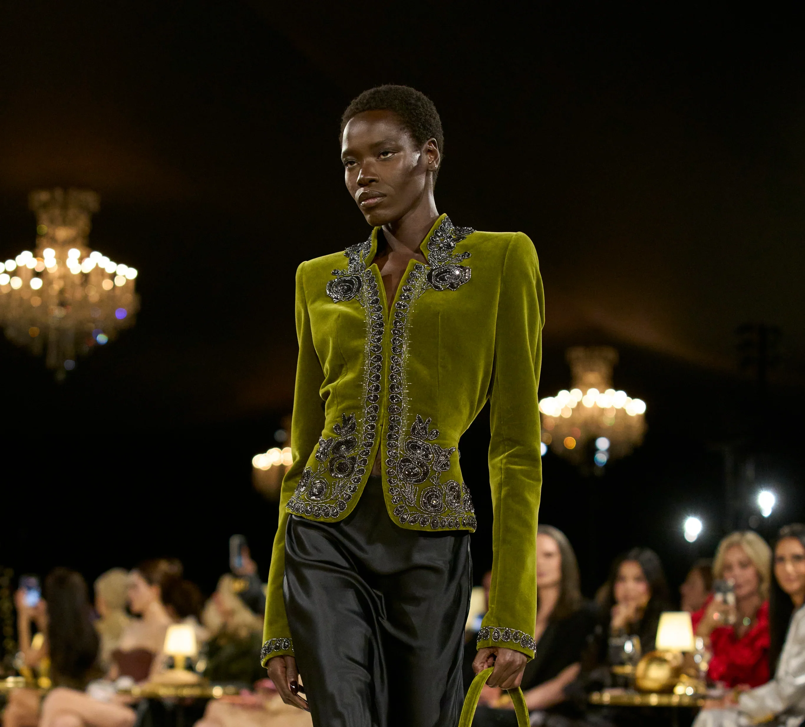 Schiaparelli SS27: Distilling the Archive into Wearable Surrealism Schiaparelli SS27: Distilling the Archive into Wearable Surrealism Vanity Teen